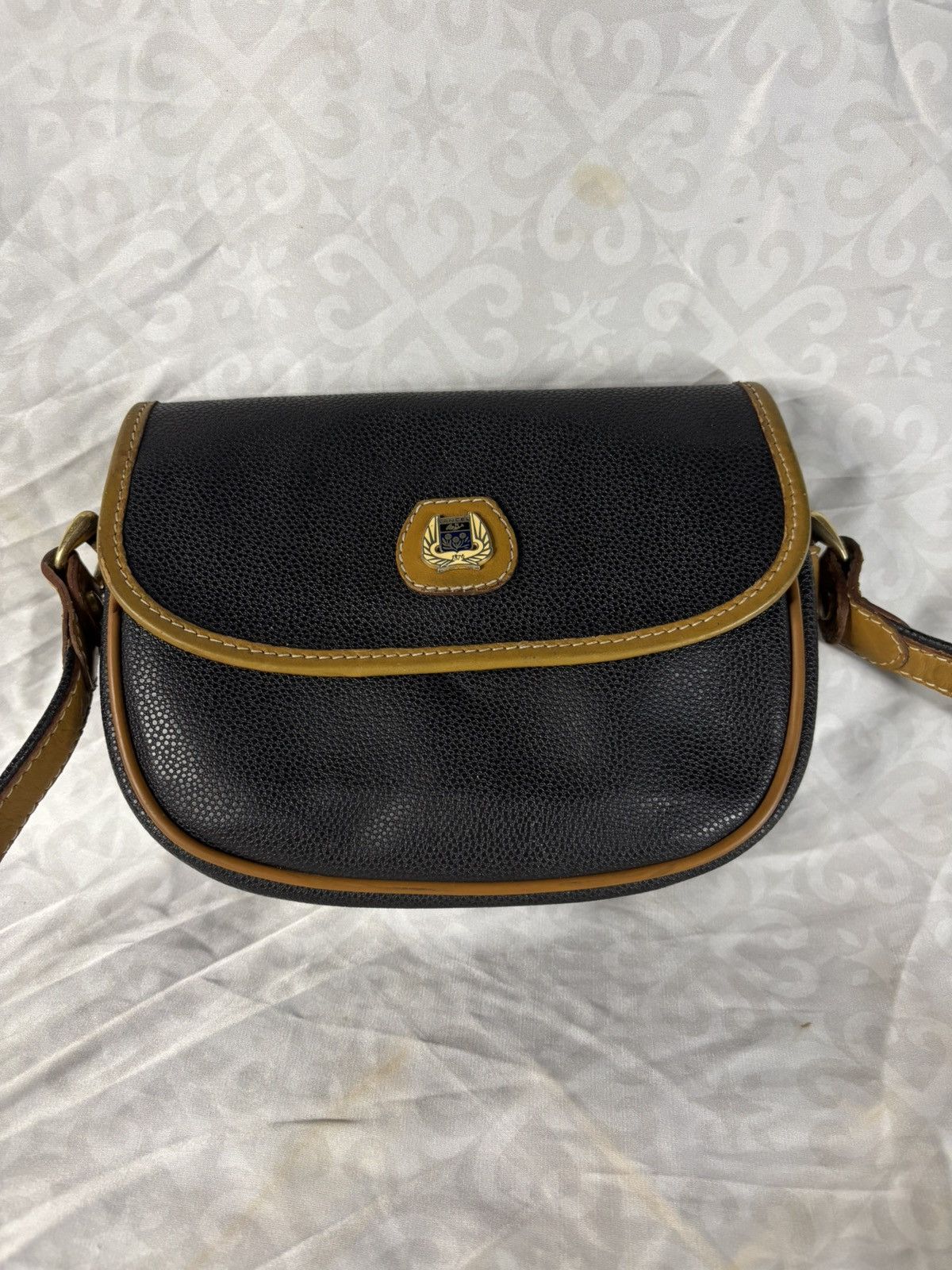 Lancel Defect Lancel Vintage Caviar Skin Cross Body Size ONE SIZE - 1 Thumbnail