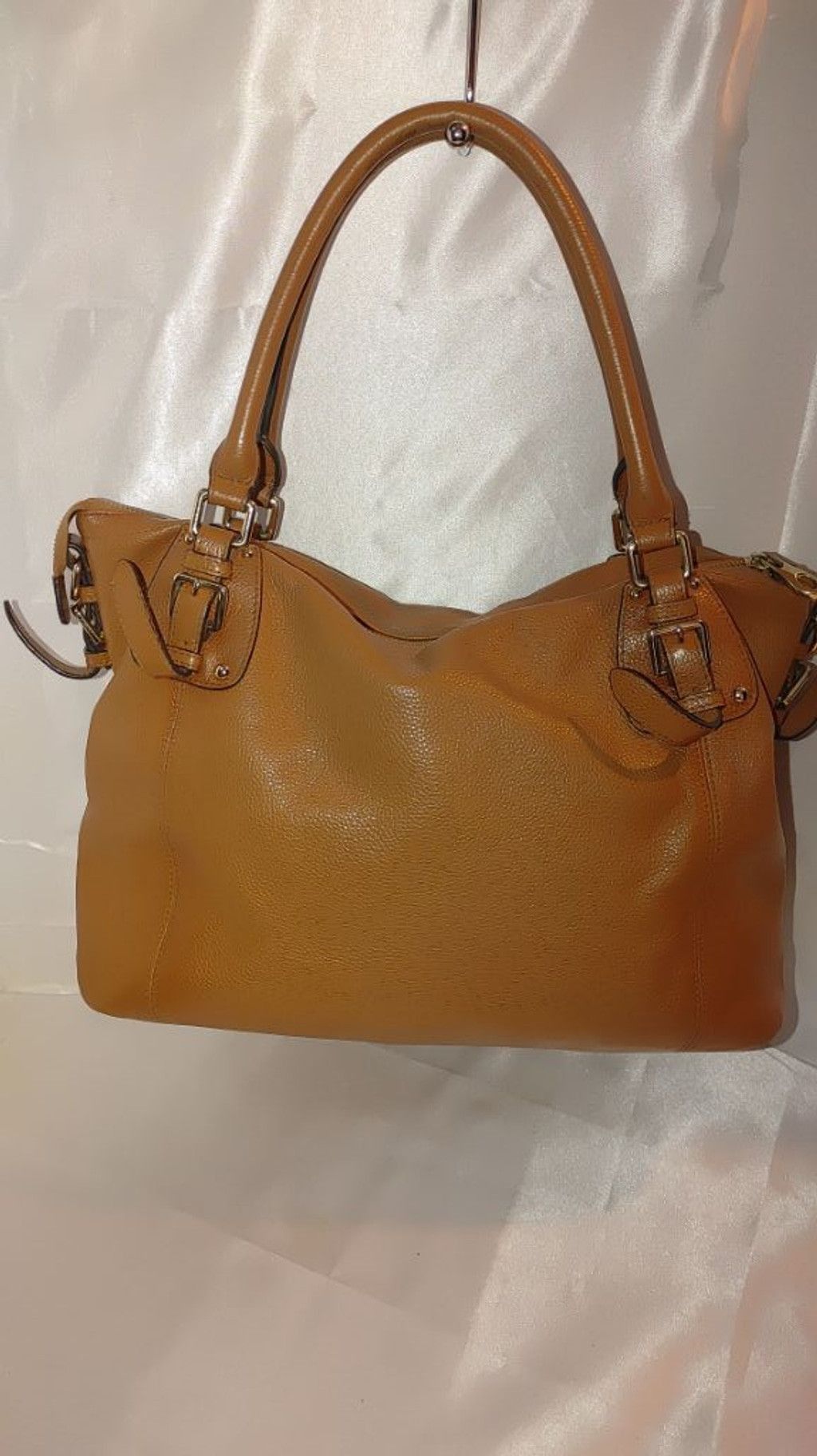 Katie Eary Kattee Pebbled Leather Shoulder Bag Size ONE SIZE - 8 Thumbnail