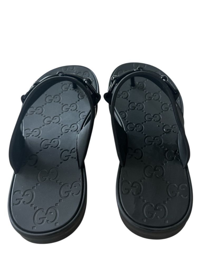 Gucci Gucci Minorca Horsebit Rubber Sandal Size 7.5 women’s Size US 7.5 / IT 37.5 - 3 Thumbnail