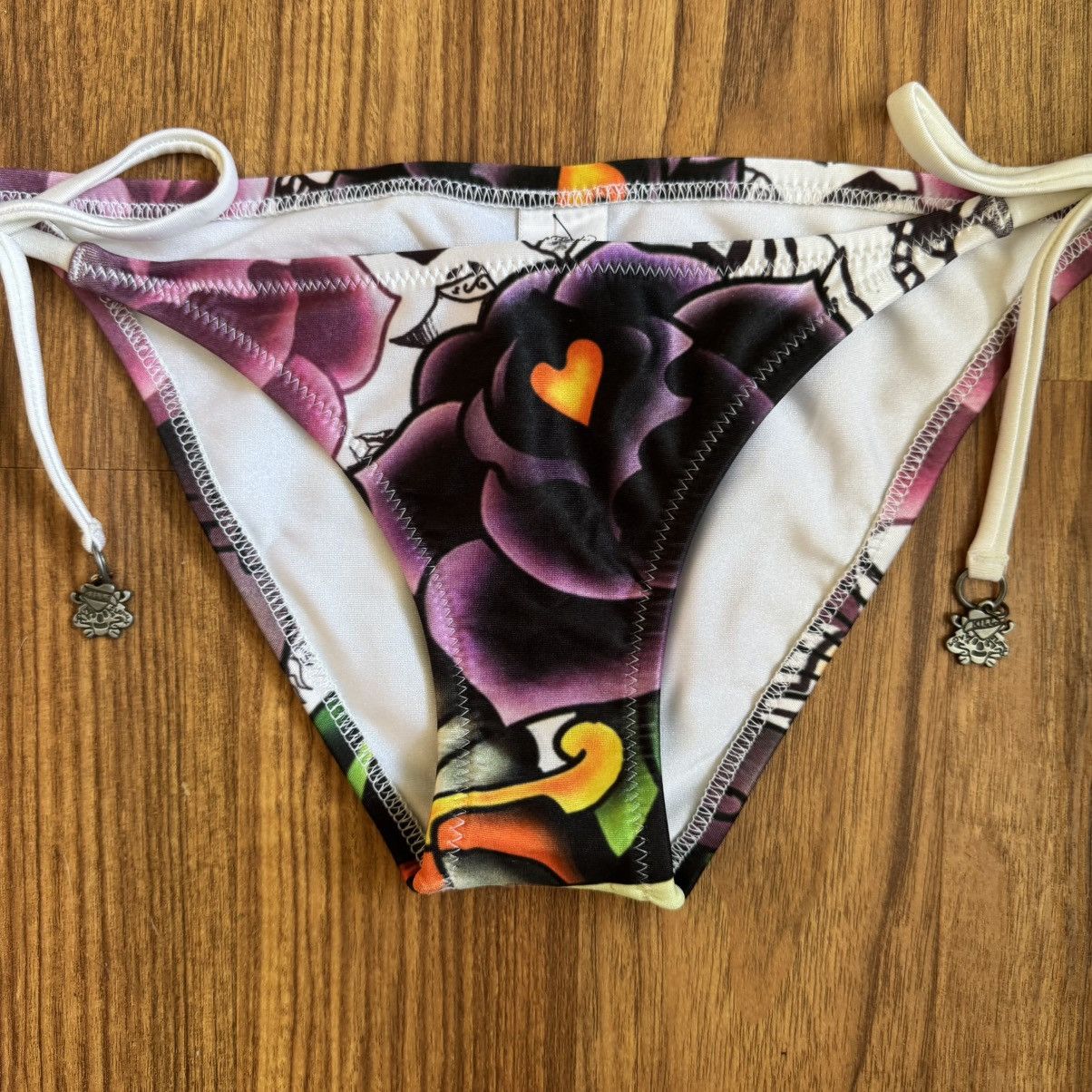 Ed Hardy ED HARDY Vintage Y2K Rare White Love Life Rose Bikini Set Size XS / US 0-2 / IT 36-38 - 7 Thumbnail