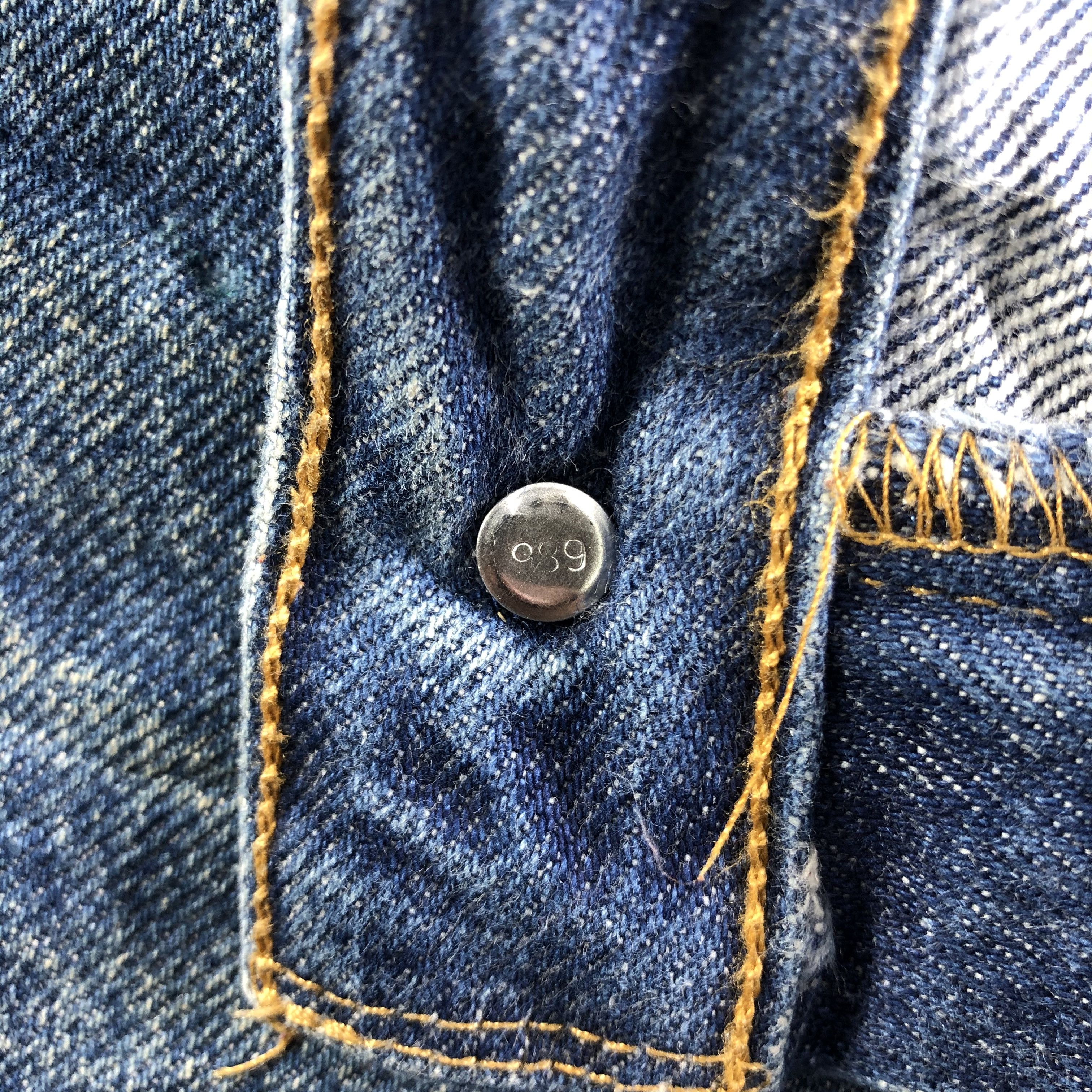 Levi's × Vintage Vintage Blue Wash Levis 517 Flare Jeans-JM3399 Size US 35 - 8 Thumbnail