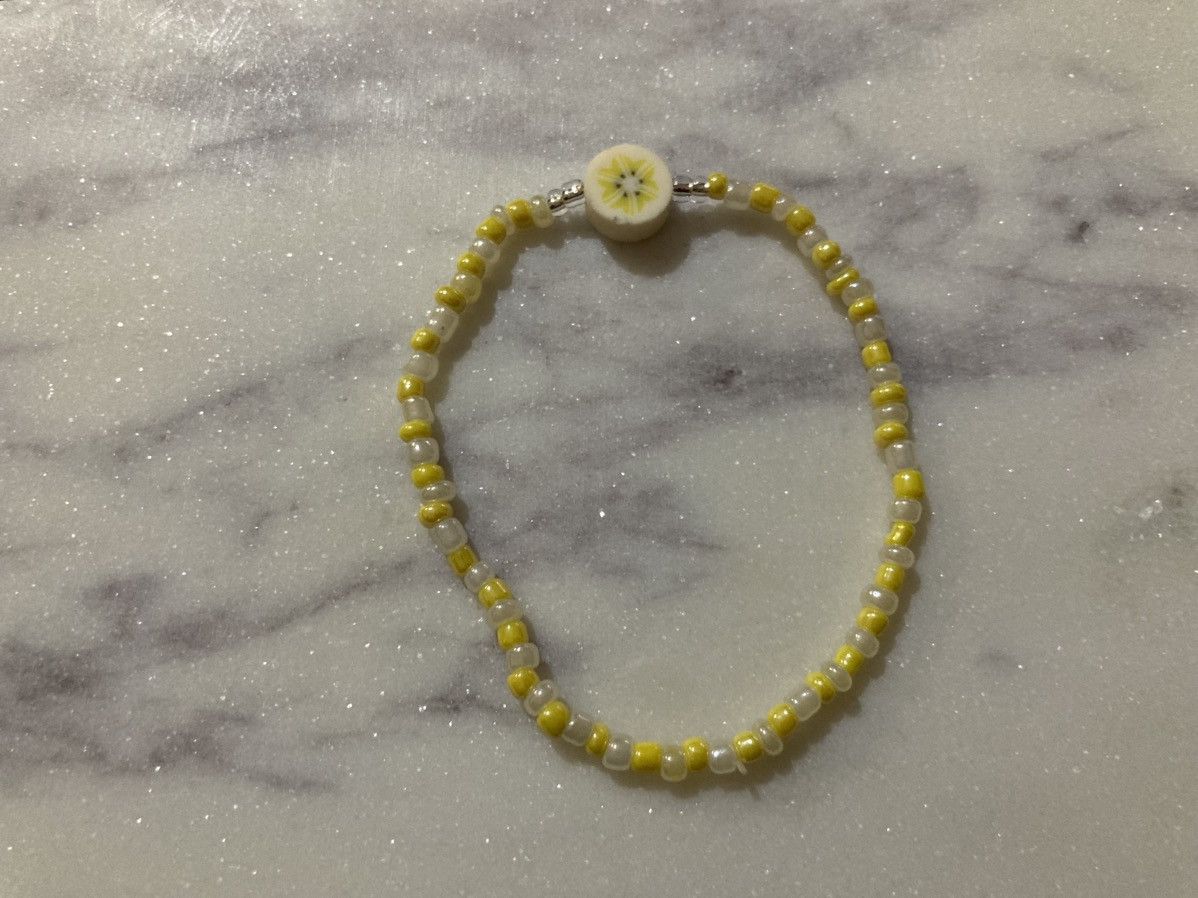 Other Banana themed beaded bracelet Size ONE SIZE - 1 Preview