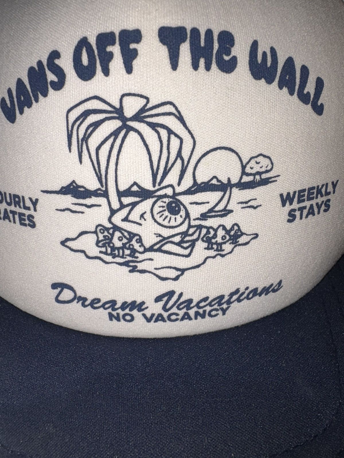 Vans Vans Off the Wall Vintage Trucker Hat Size ONE SIZE - 1 Thumbnail