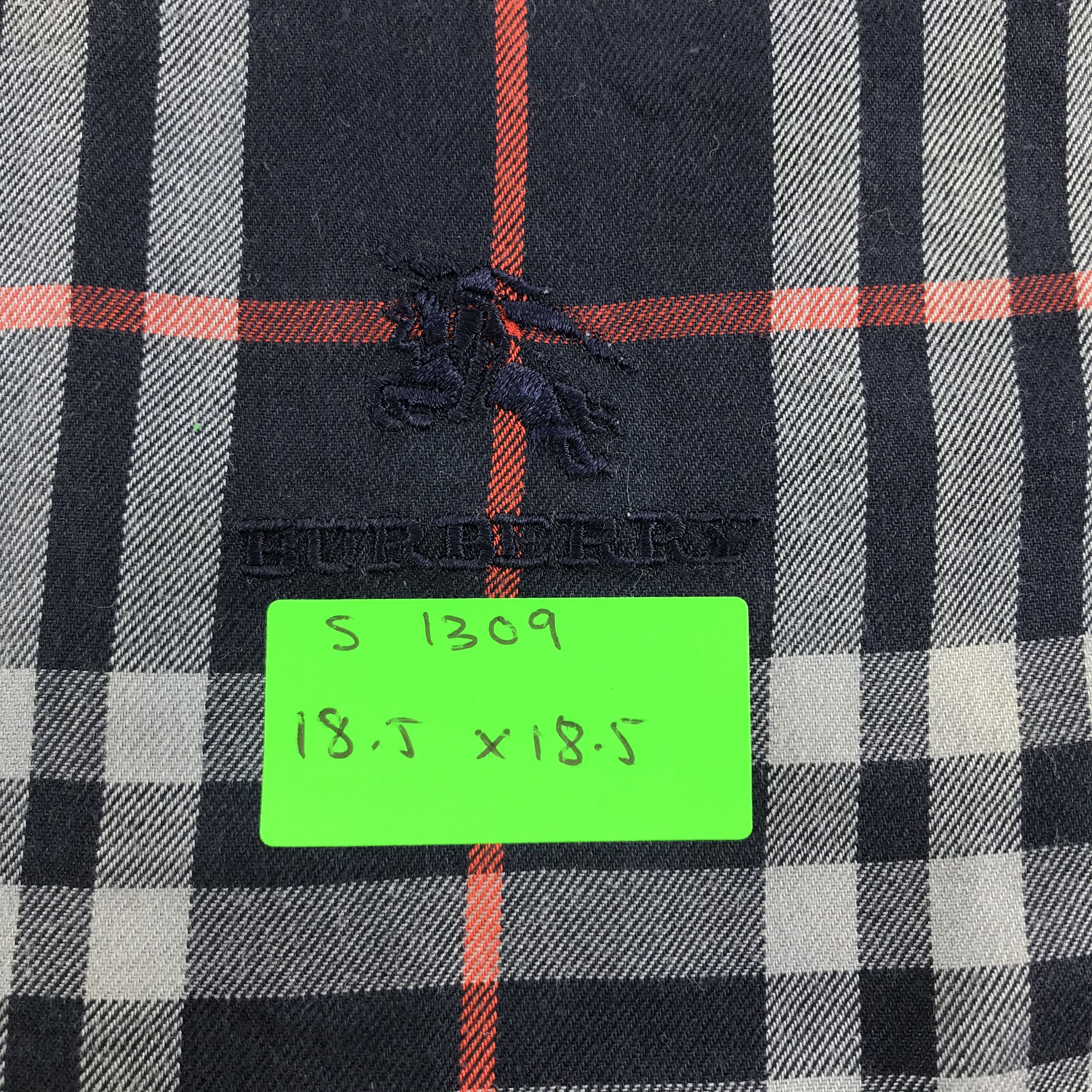 Burberry × Vintage Burberry Bandana / Handkerchief / Neckerchief - S1309 Size ONE SIZE - 5 Thumbnail