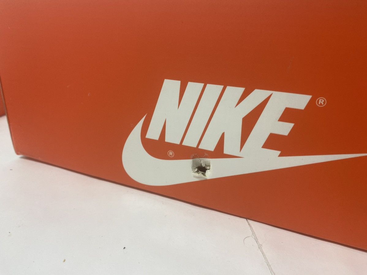 Gatorade × Nike Nike Air Jordan 1 Retro High OG Gatorade Grape Purple Size US 10.5 / EU 43-44 - 8 Thumbnail