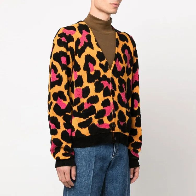 Versace o1y0525 Leopard-print V-neck Cardigan in Multicolor Size US M / EU 48-50 / 2 - 3 Thumbnail
