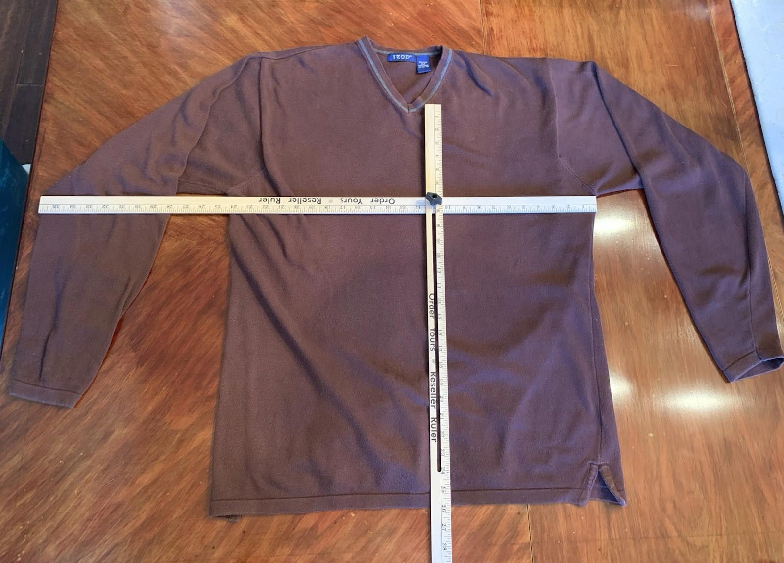 Izod Men's IZOD XLT V-neck 100% Cotton Burgundy Sweater Size US XL / EU 56 / 4 - 3 Thumbnail