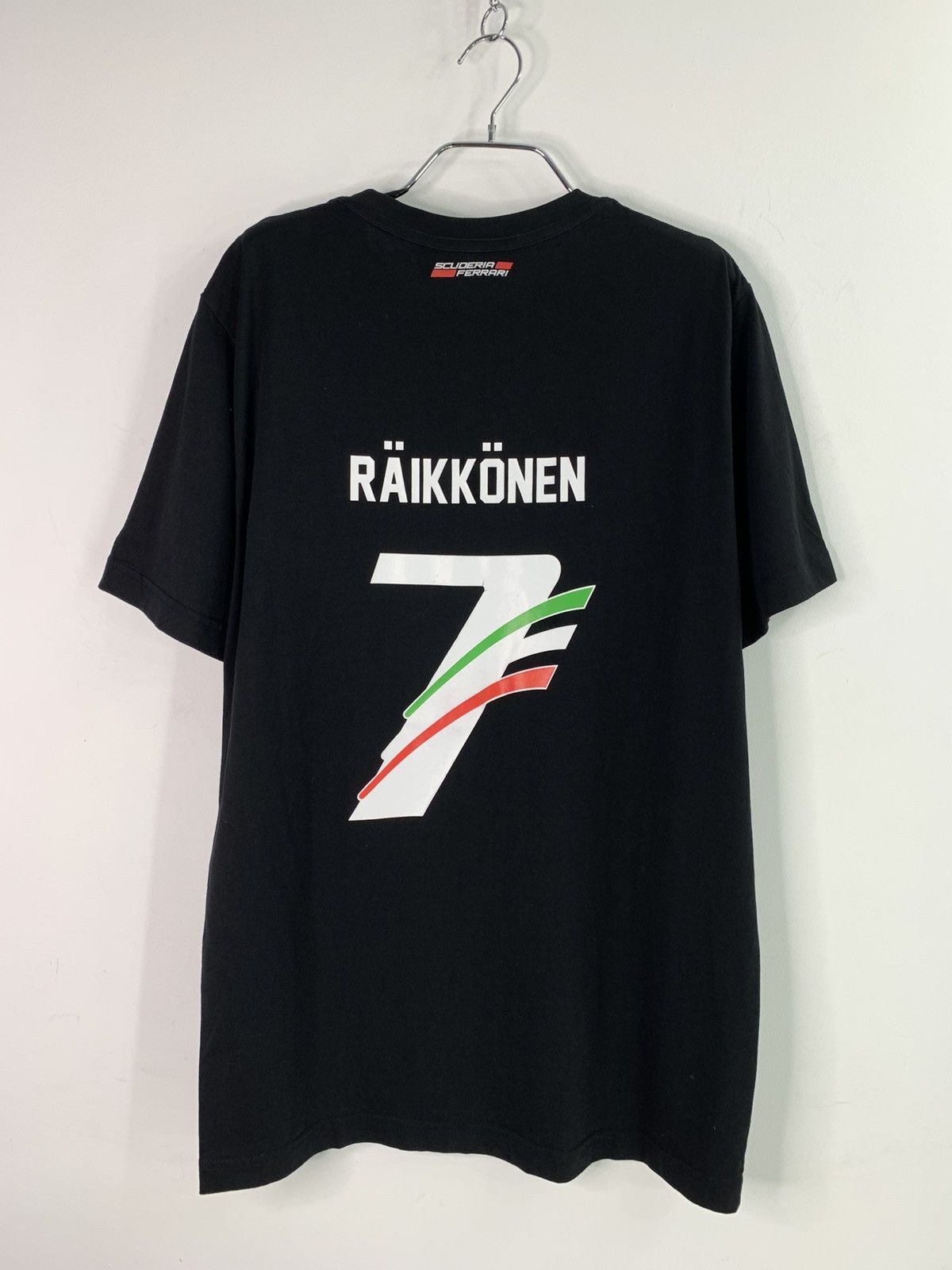 Ferrari × Formula 1 Ferrari F1 oficial merchandise Raikkonen T-Shirt XL Size Size US L / EU 52-54 / 3 - 1 Thumbnail
