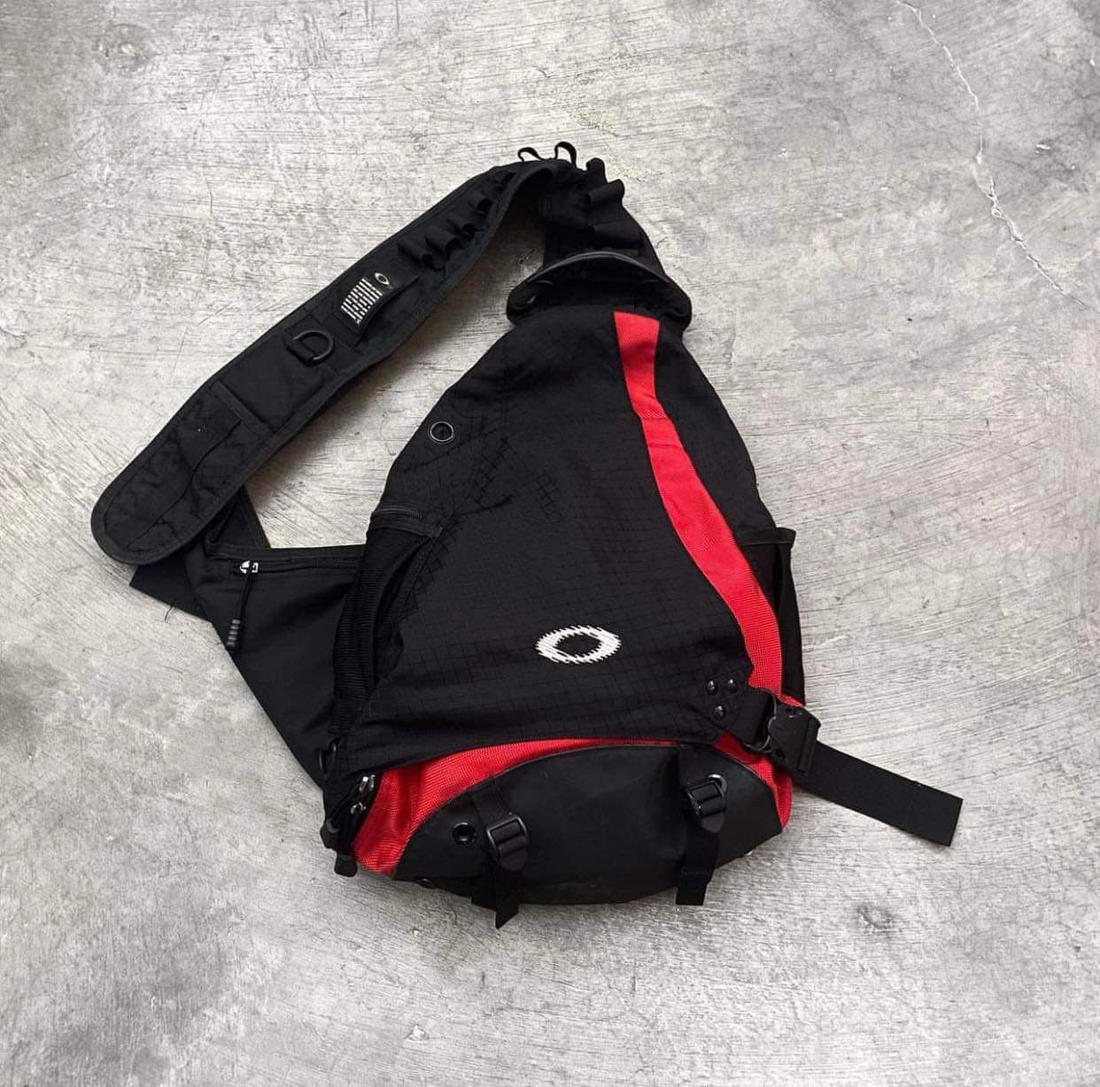Oakley Oakley - 2000s Rare Sandbag Tactical Sling/Crossbody Bag 