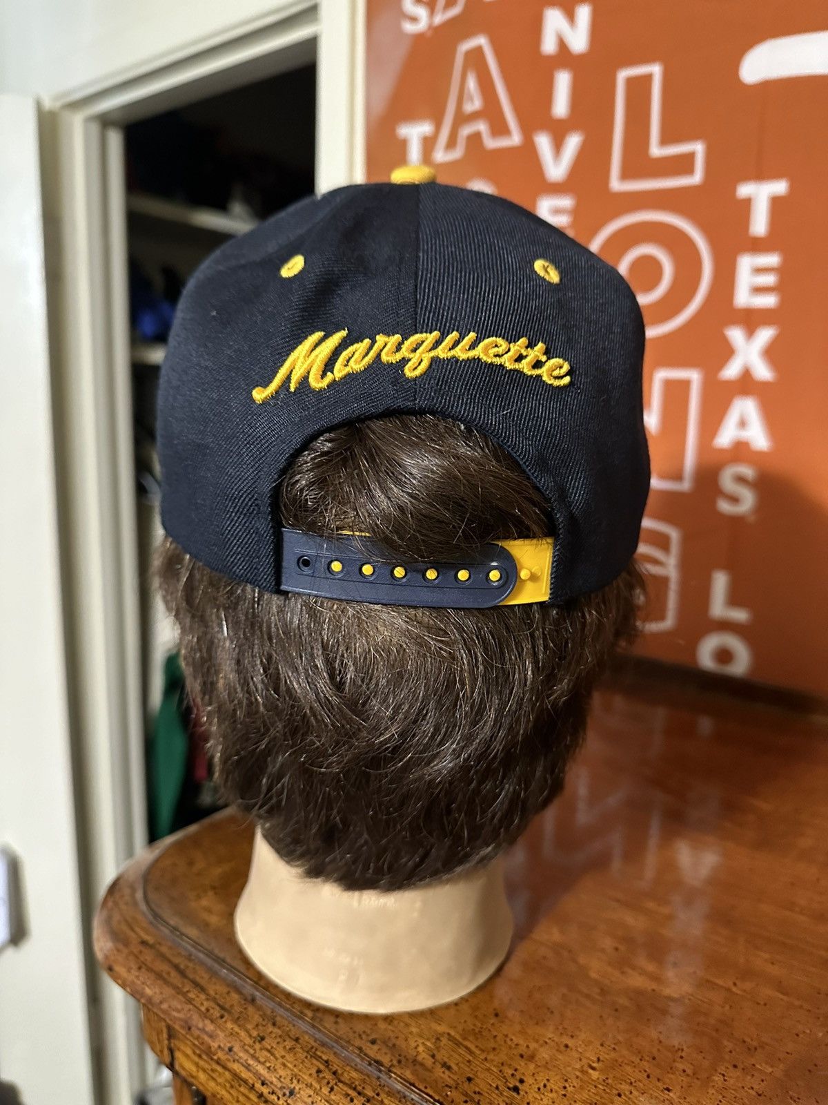 NCAA × Vintage Vintage NCAA Marquette University “yellow & blue” hat 00s Size ONE SIZE - 4 Thumbnail