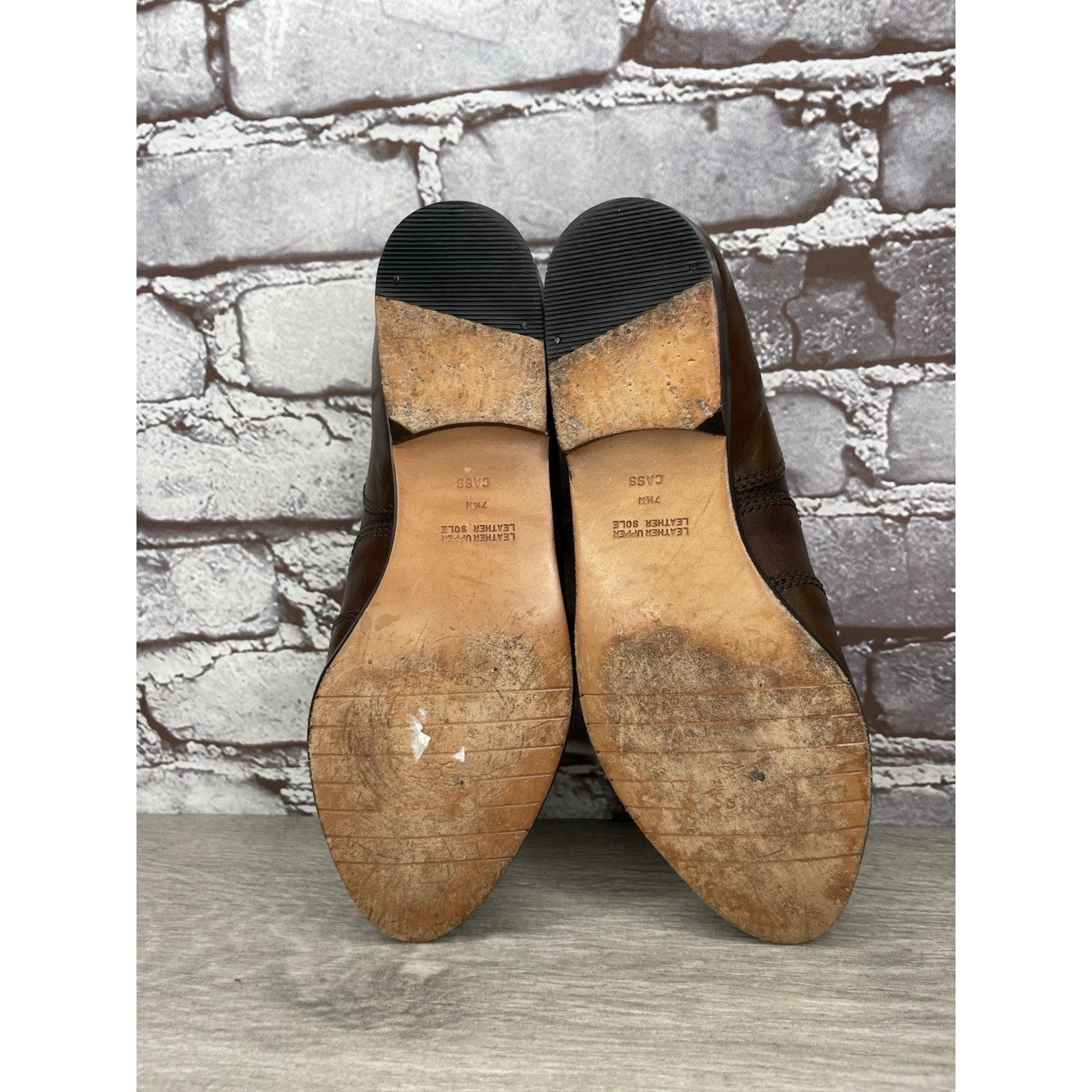 Bass G.H. Bass Tailored Brown Leather Wingtip Lace Oxfords Shoes Size US 7.5 / IT 37.5 - 11 Thumbnail