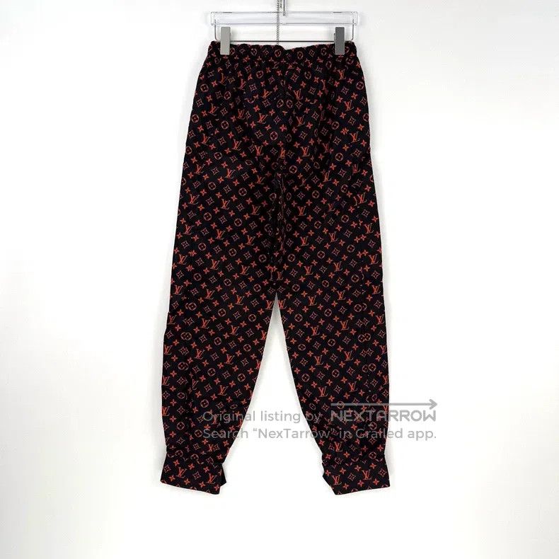 Louis Vuitton Louis Vuitton Black Orange Full Print Nylon Sweatpants Size US 42 / EU 58 - 4 Thumbnail
