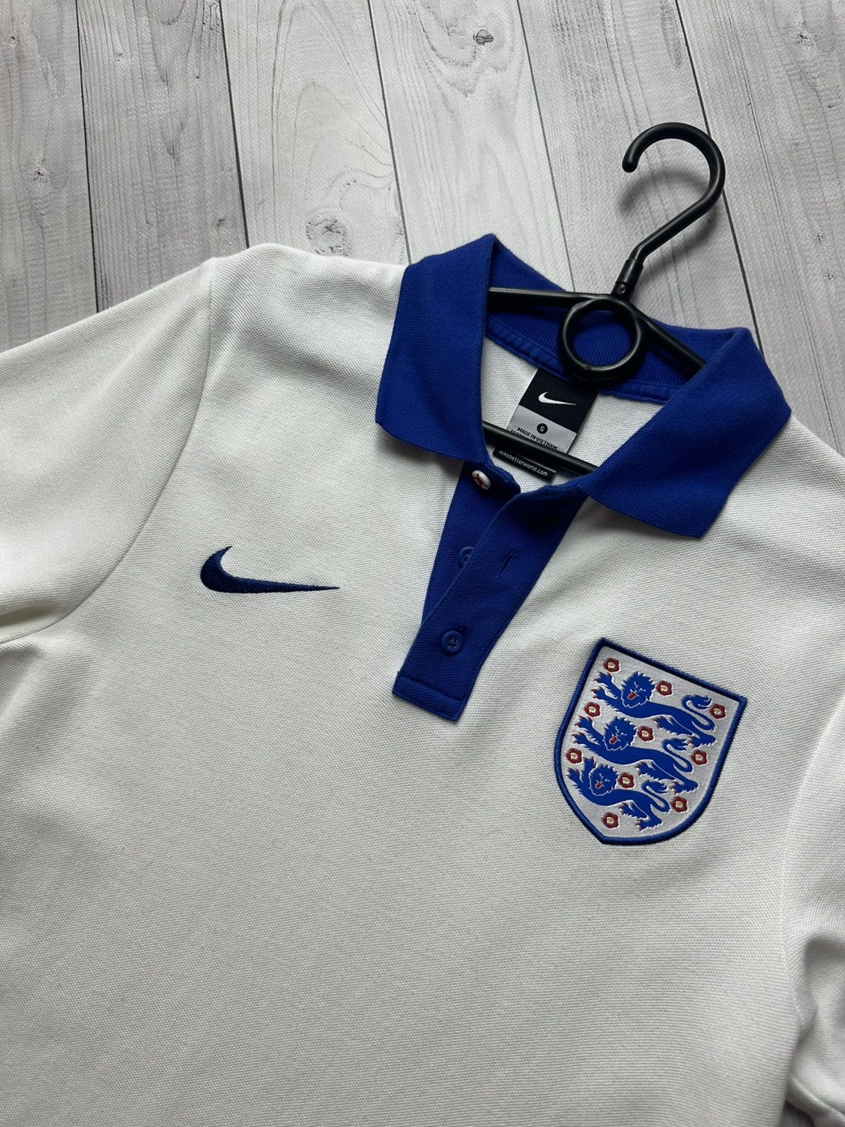 Nike × Vintage Vintage Nike England soccer polo size S logo Size US S / EU 44-46 / 1 - 5 Thumbnail