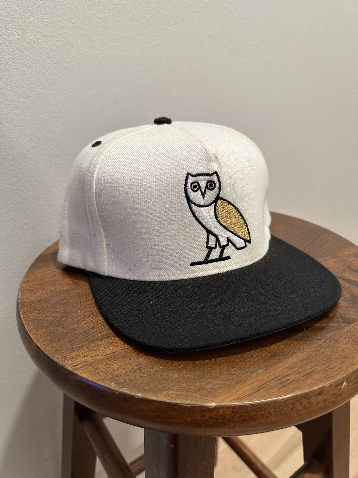 October's Very Own OVO SnapBack OG Black/White/Gold Size ONE SIZE - 1 Thumbnail