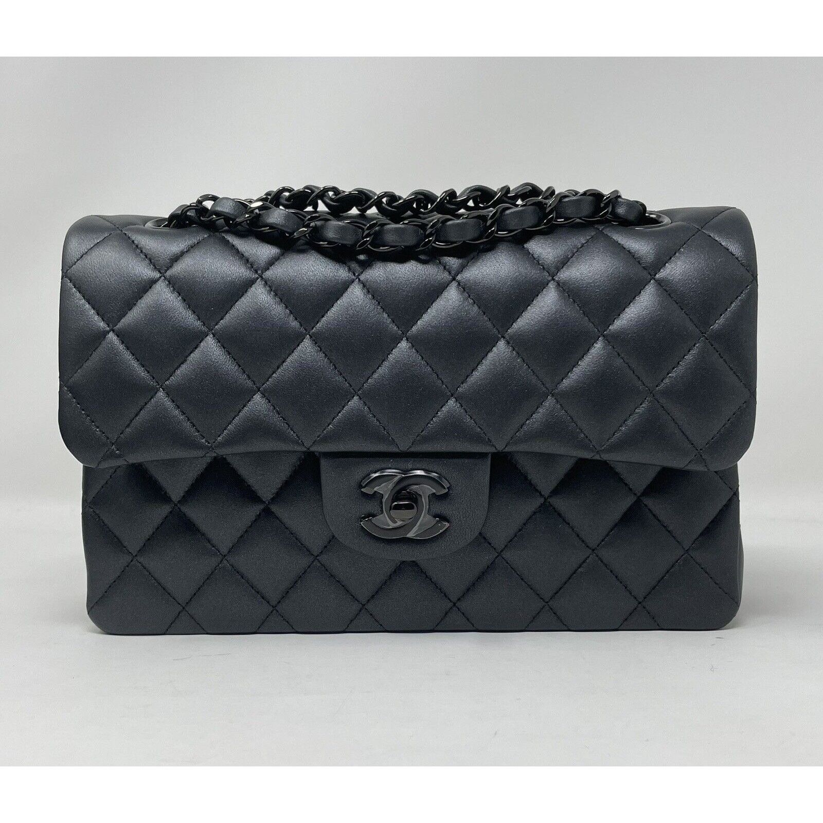Chanel SO BLACK Small Classic Double Flap Black Pearly Lambskin 23B Size ONE SIZE - 1 Thumbnail