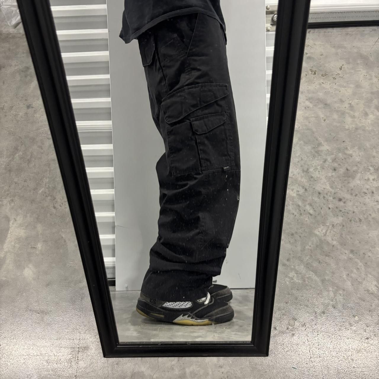 Japanese Brand × Vintage Crazy Vintage Y2K/2000s Baggy Black Streetwear Workwear Skater Cargo Pants! Size US 34 / EU 50 - 2 Thumbnail