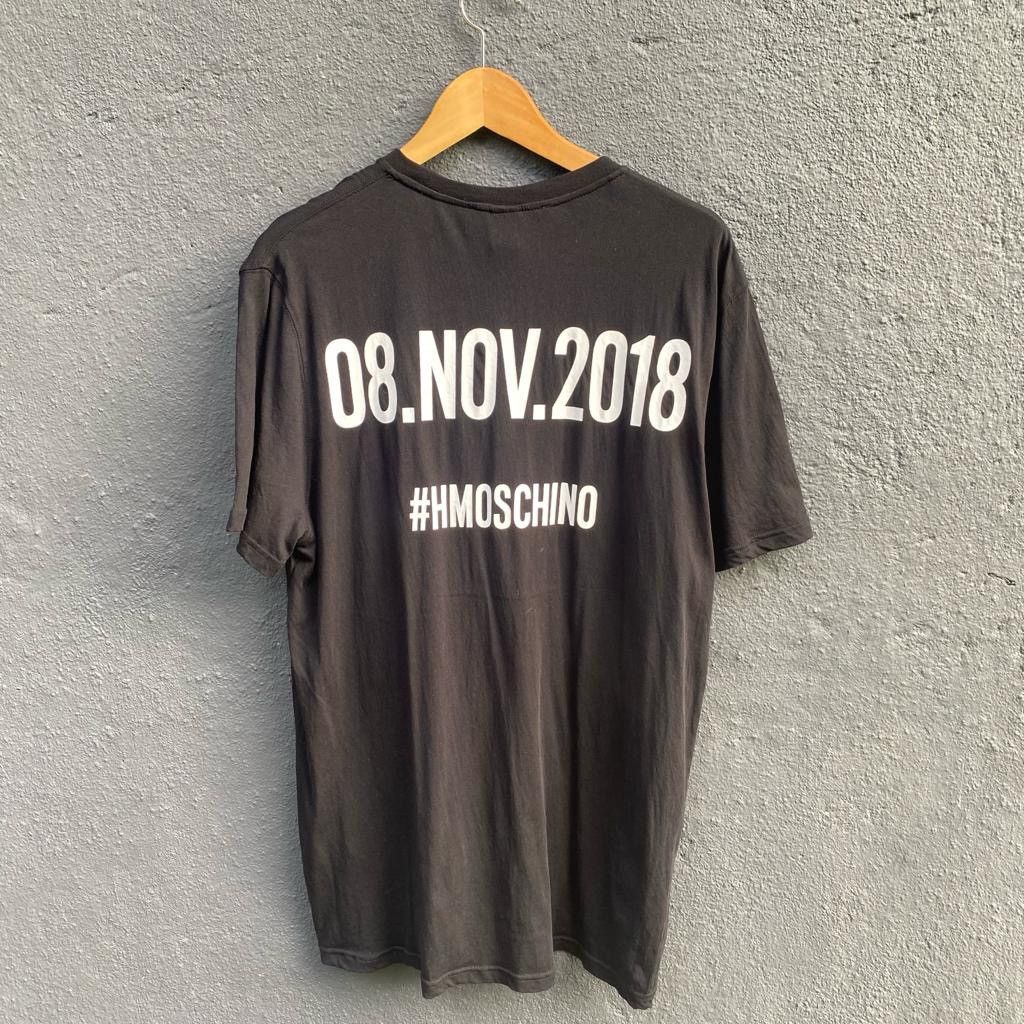 Moschino Moschino x h&m designer tee Size US M / EU 48-50 / 2 - 3 Thumbnail