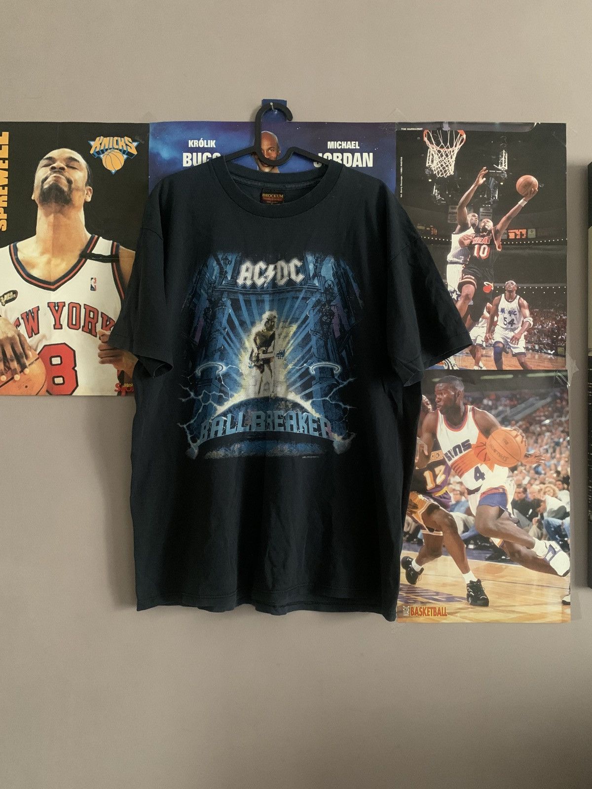 Band Tees 1996 Vintage Brockum AC/DC Ballbreaker World Tour Tee Size US XL / EU 56 / 4 - 1 Thumbnail