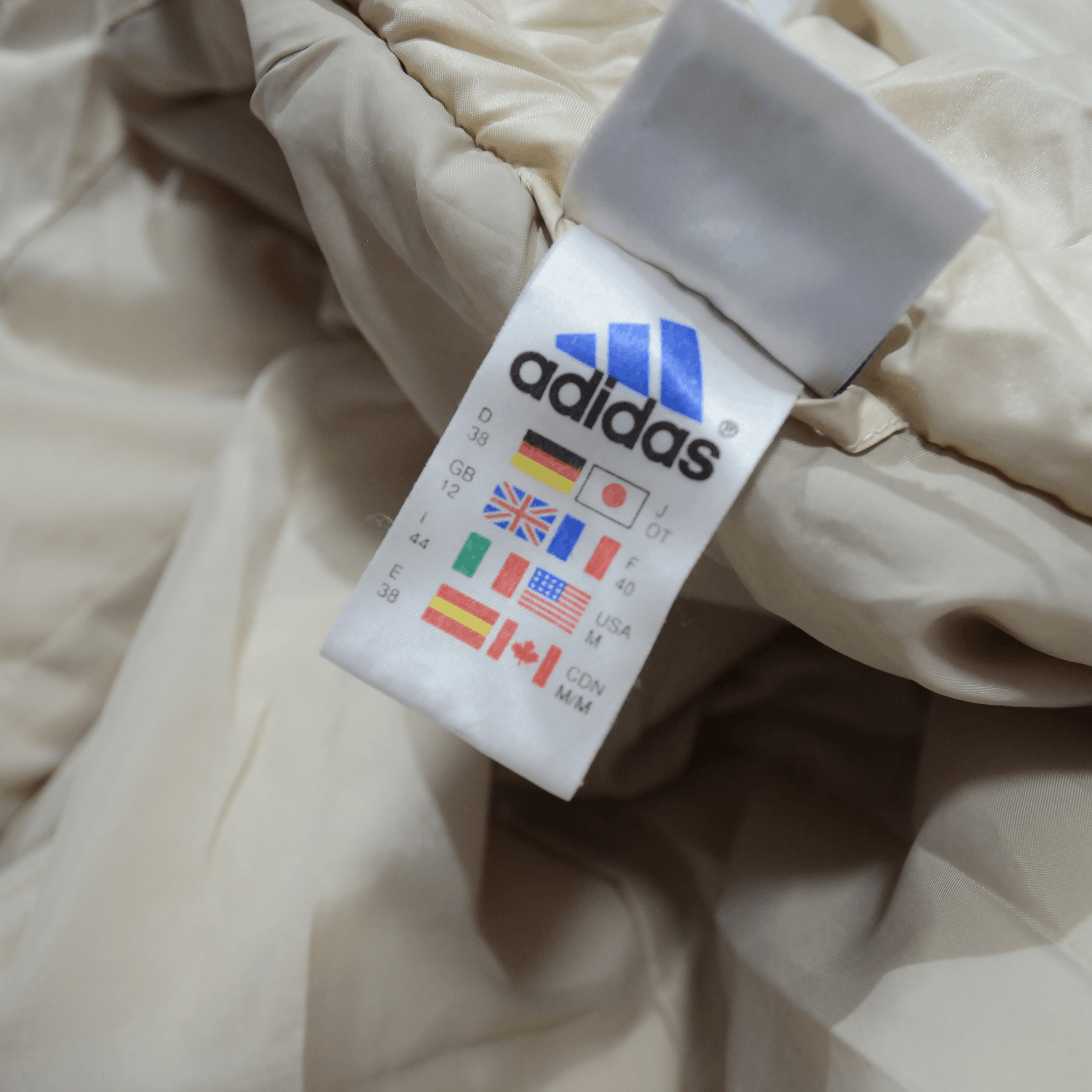 Adidas × Vintage Vintage Adidas Jacket size UK 12 USA M Puffer Ivory AQ2002 Size M / US 6-8 / IT 42-44 - 12 Thumbnail