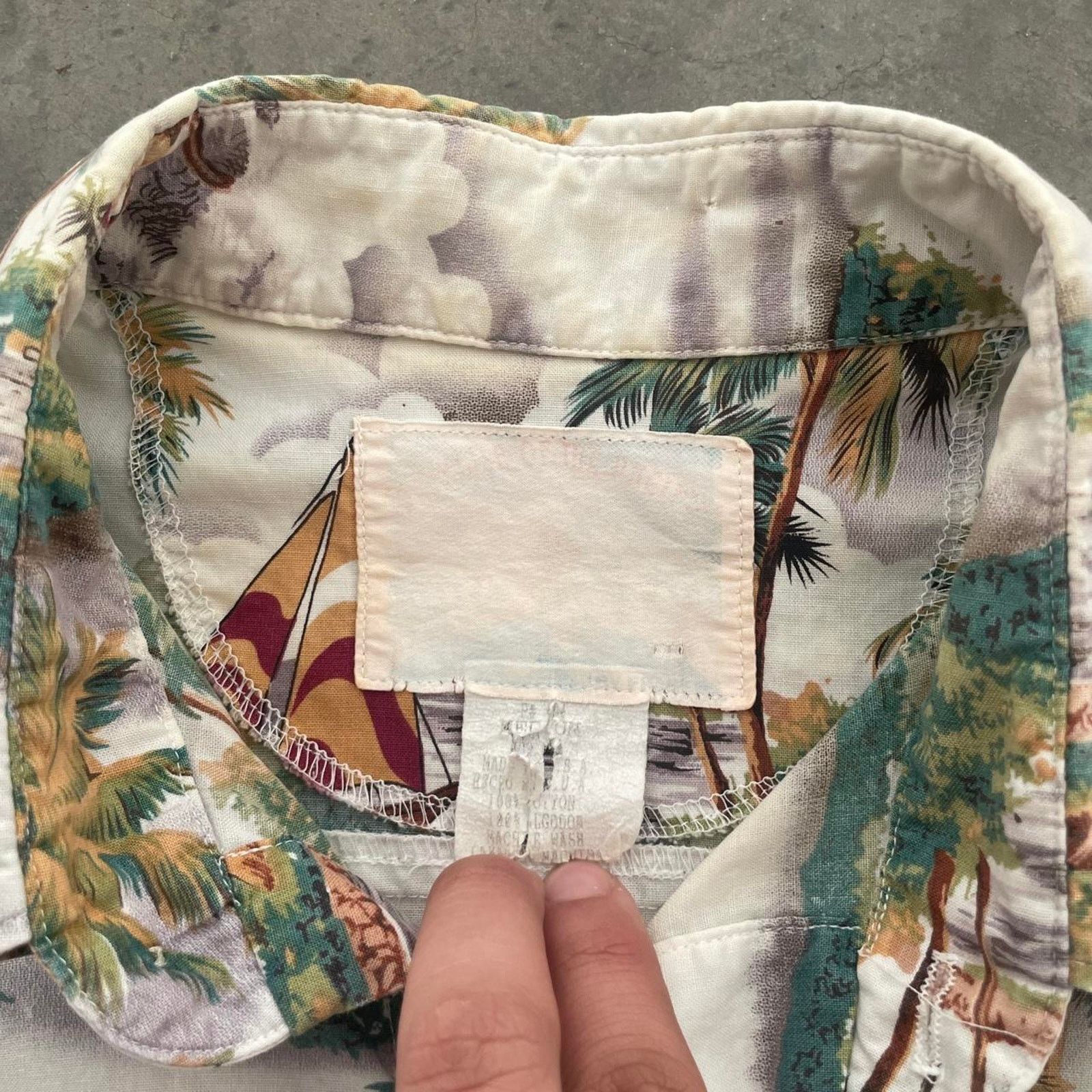 Vintage Vintage sailboat hawaiian shirt Size US L / EU 52-54 / 3 - 4 Thumbnail