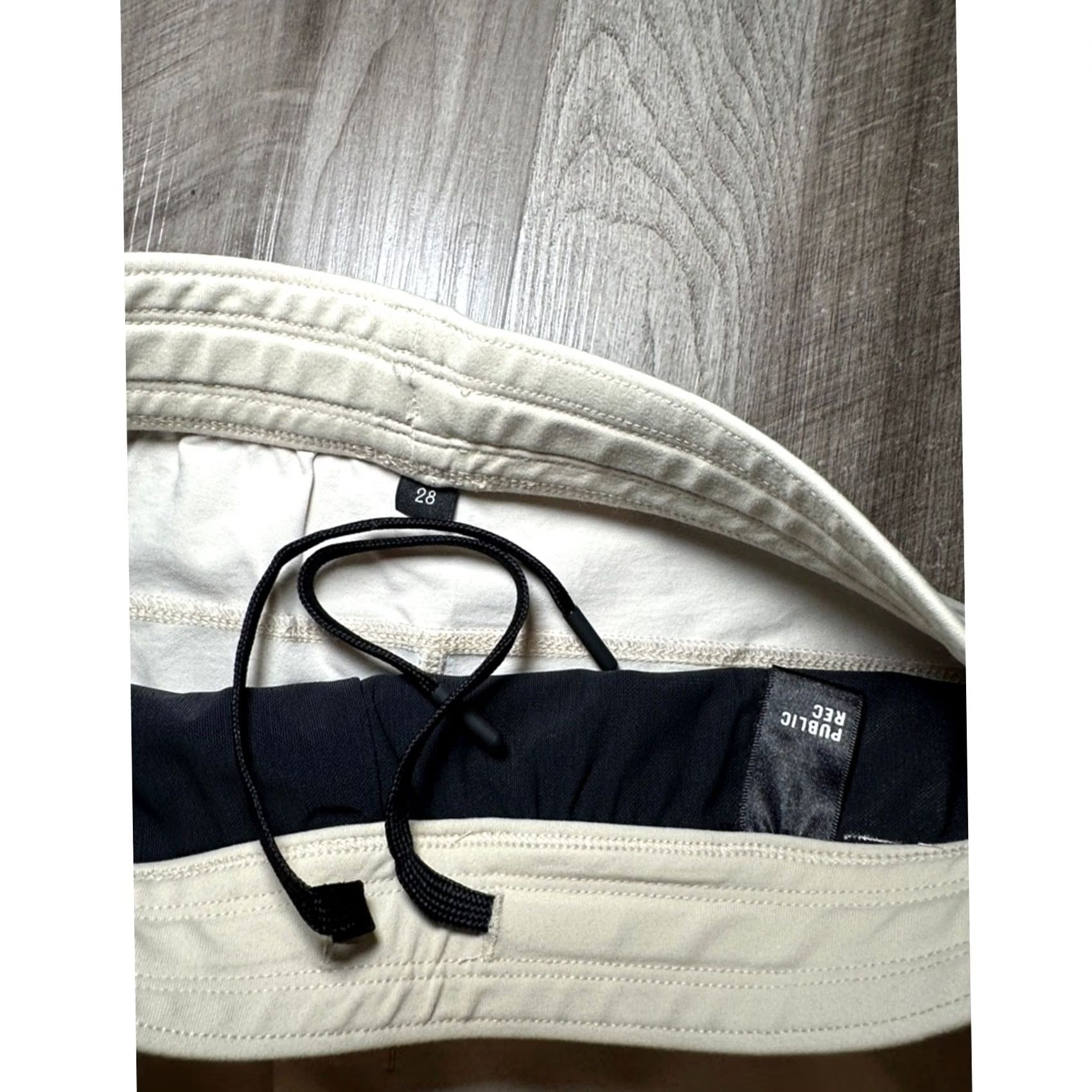 Vintage Public Rec Sand Flex Performance Shorts Men 28 Regular Athletic NWOT 28 Sand Cream NSFW? Size US 28 / EU 44 - 5 Thumbnail
