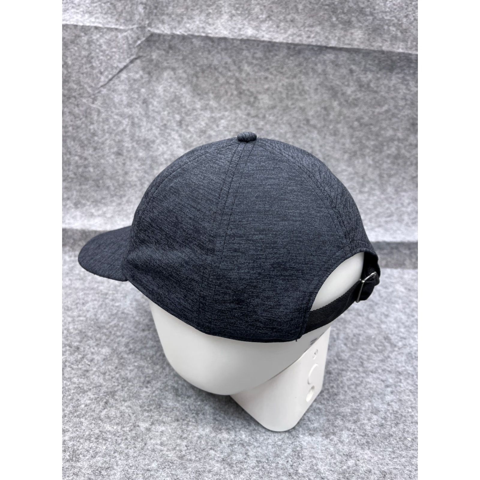 Under Armour Under Armour Hat Cap Strap Back One Size Gray 100% Polyester Adjustable Lightweight Unisex Adults Baseball Cap Sports Outdoor Activewear Cap Size ONE SIZE - 5 Thumbnail