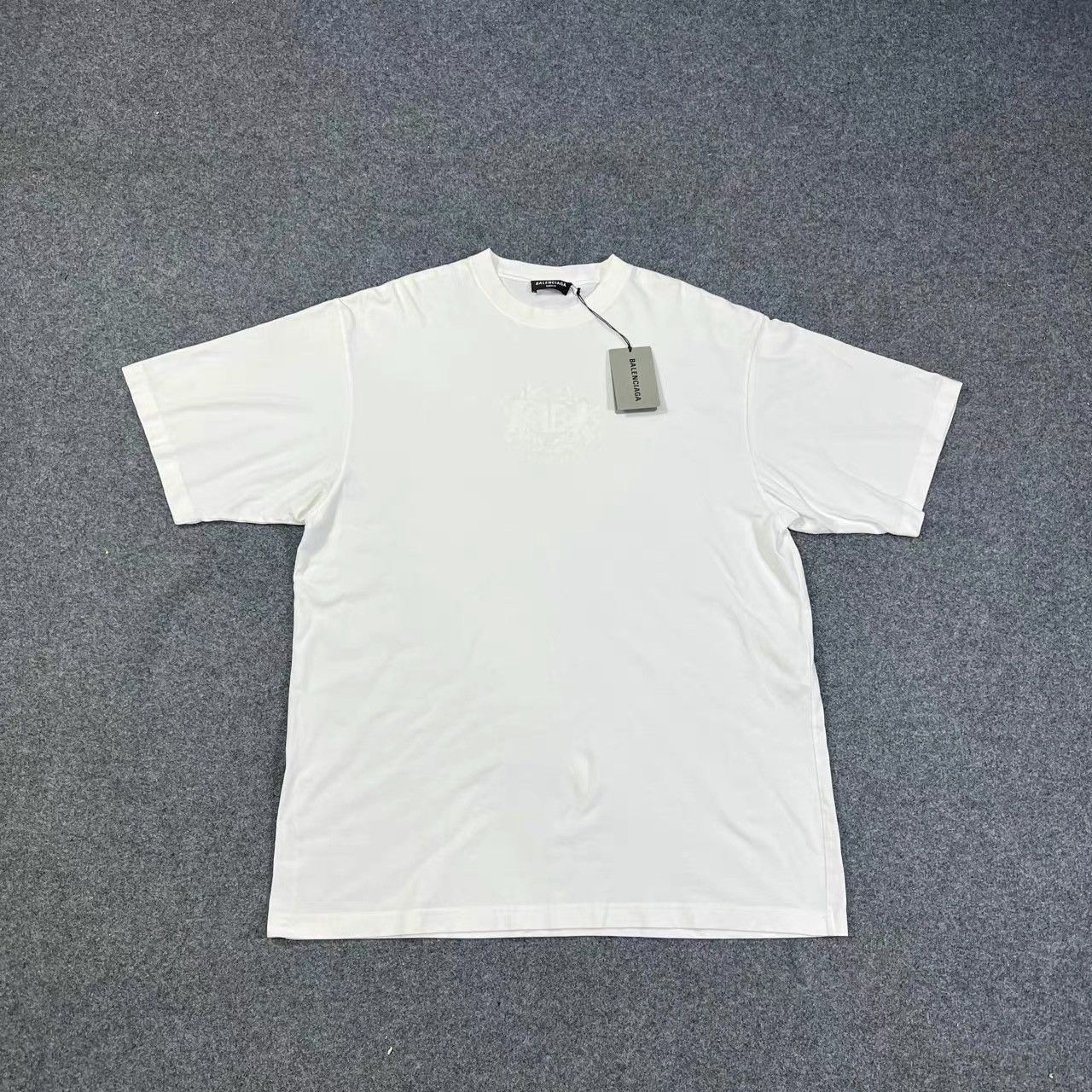 Balenciaga Balenciaga Embroidered Logo Short Sleeve K28 Size US XS / EU 42 / 0 - 1 Thumbnail