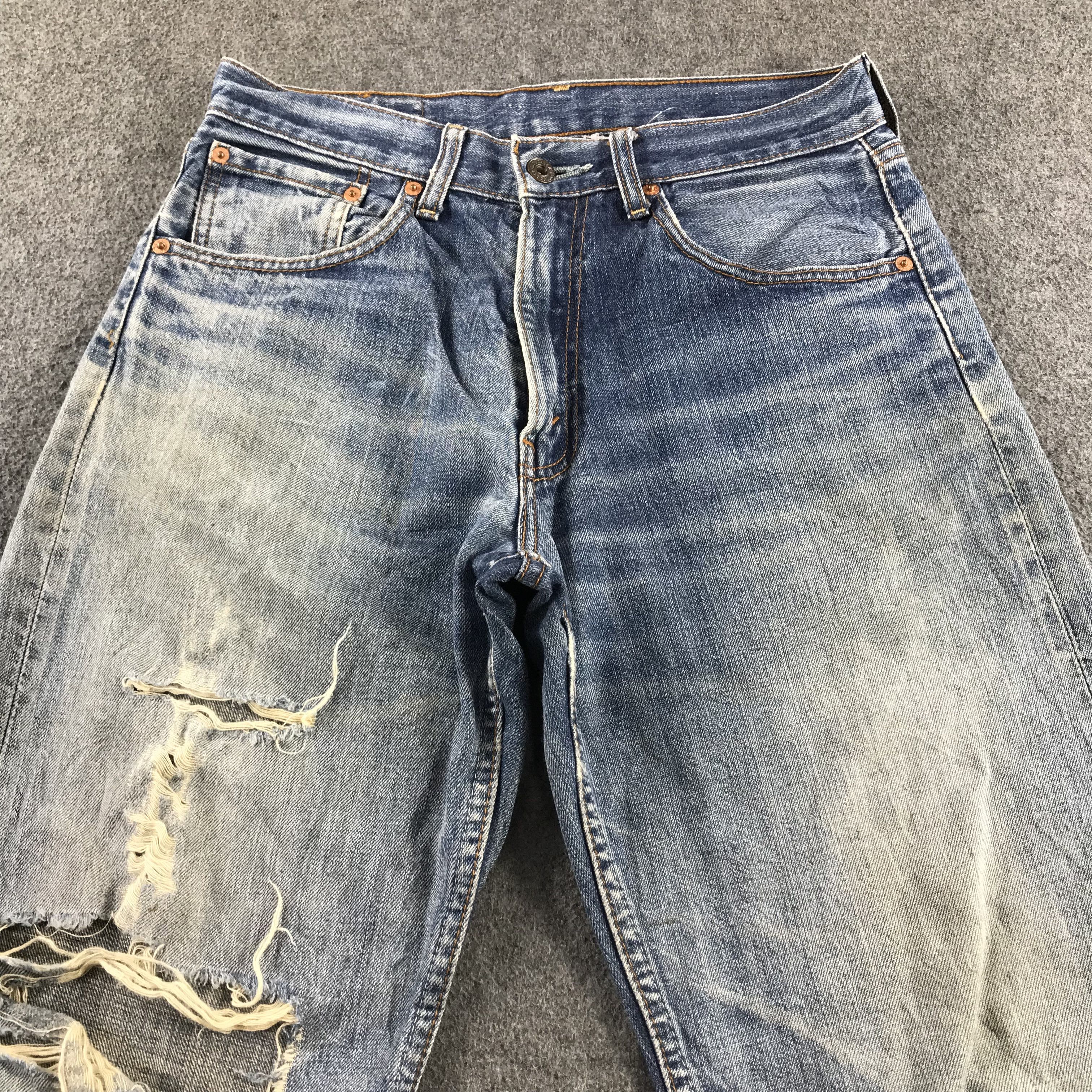 Levi's Vintage Levis 503 Jeans Faded Blue Ripped Denim KJ3405 Size US 30 / EU 46 - 3 Thumbnail