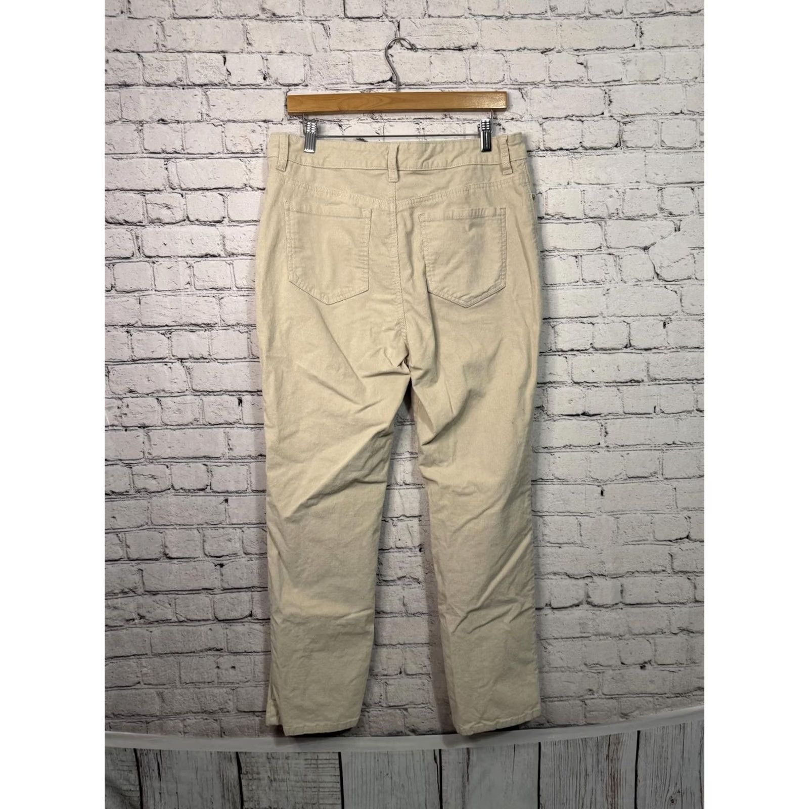 Gloria Vanderbilt Gloria Vanderbilt Amanda Women's Casual Pants Beige Size 12 Short Regular 34x27 Pants Straight Button Front Size 24" / US 00 / IT 34 - 6 Thumbnail