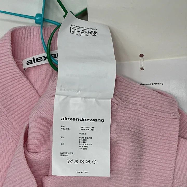 Alexander Wang Alexander Wang V-Neck Cropped Vest in Ballet Pink - Size XS / US 0-2 / IT 36-38 - 4 Thumbnail
