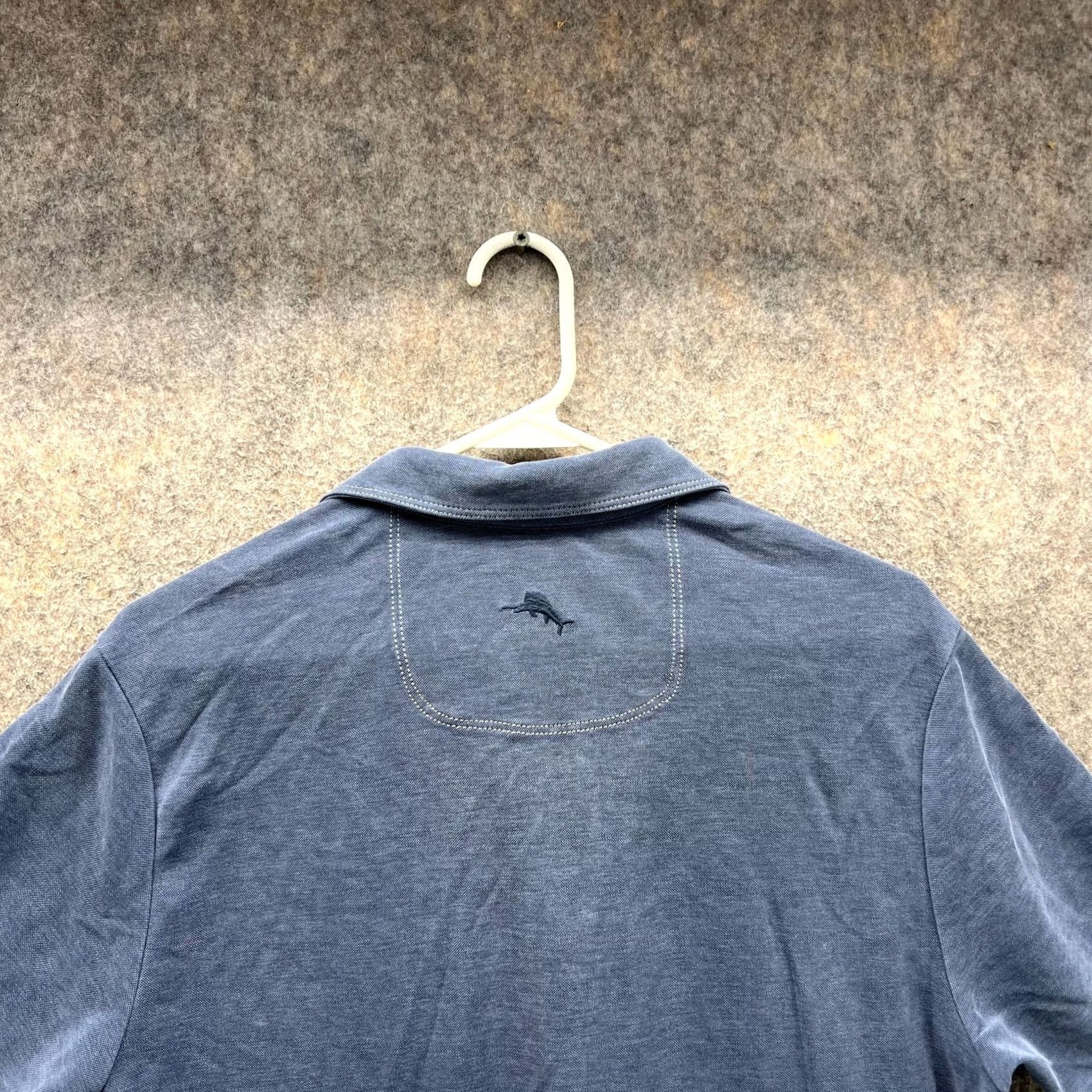 Tommy Bahama Tommy Bahama Polo Shirt Men Medium Adult Blue Preppy Tencel Polyester Dress Shirt Polo Size 40R - 2 Thumbnail