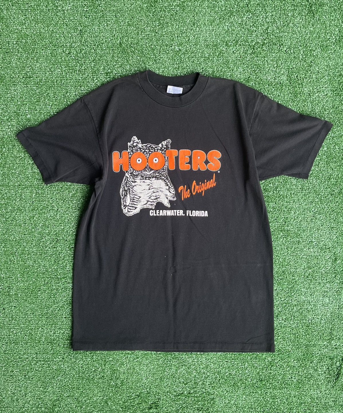90'S ONEITA HOOTERS Advertising T-shirt, Men's L size, Vintage cotton white type Vintage Second Hand