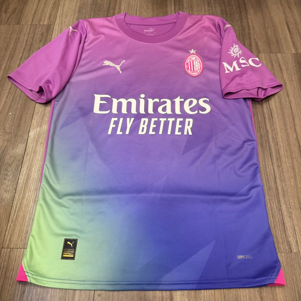 Puma AC Milan 23/24 third away shirt #11 Pulisic Size US S / EU 44-46 / 1 - 1 Thumbnail