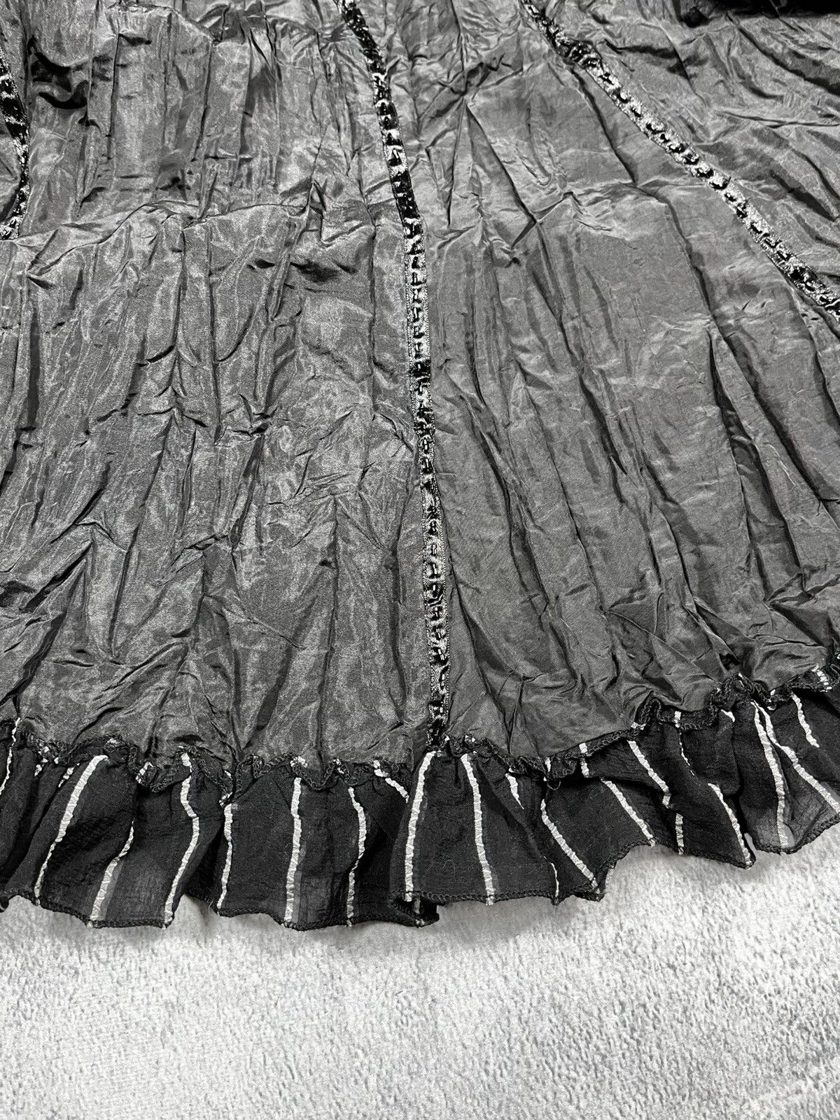 Vintage Vintage 90s maxi skirt opium gothic style streetwear Size 28" / US 6 / IT 42 - 5 Thumbnail