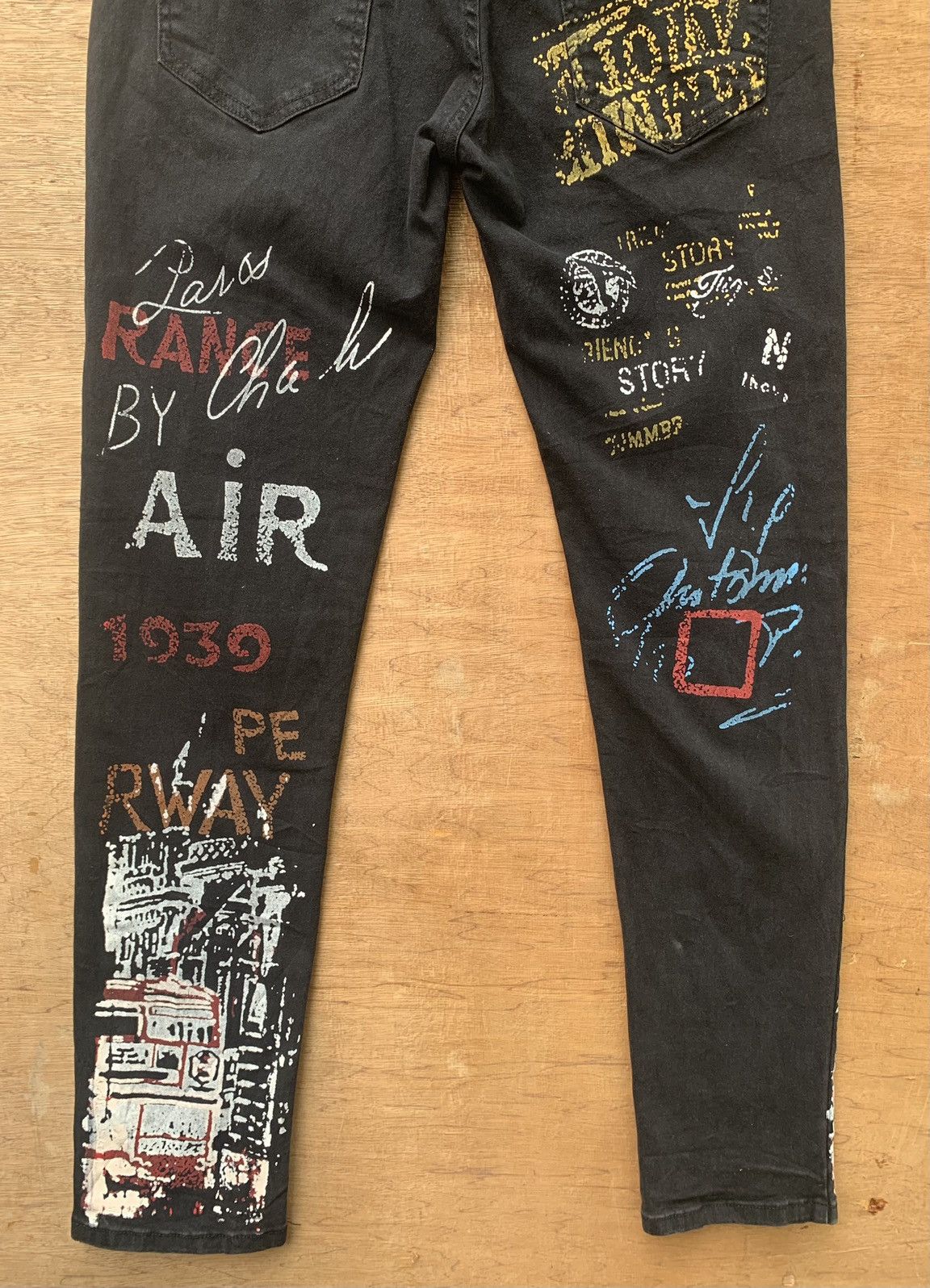 Japanese Brand 🔥 Creative Graffiti Graphic Print Streching Jeans Pants Size US 31 - 13 Thumbnail