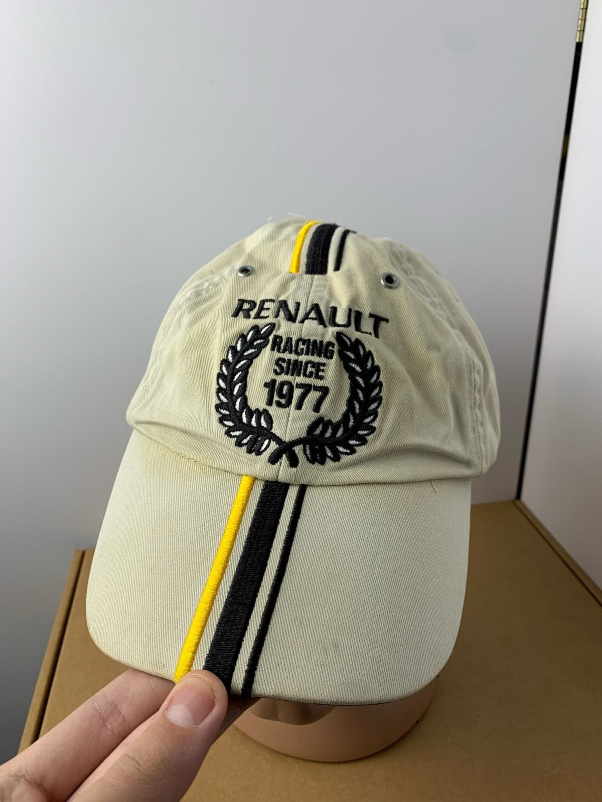 Vintage Vintage Renault racing cap logo rare beige Size ONE SIZE - 2 Thumbnail