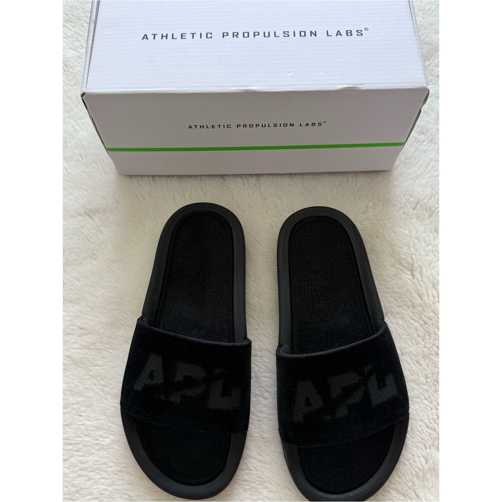 APL NEW!!! APL women black velvet slides size 6 US Retail 120$ Size US 6 / IT 36 - 2 Thumbnail