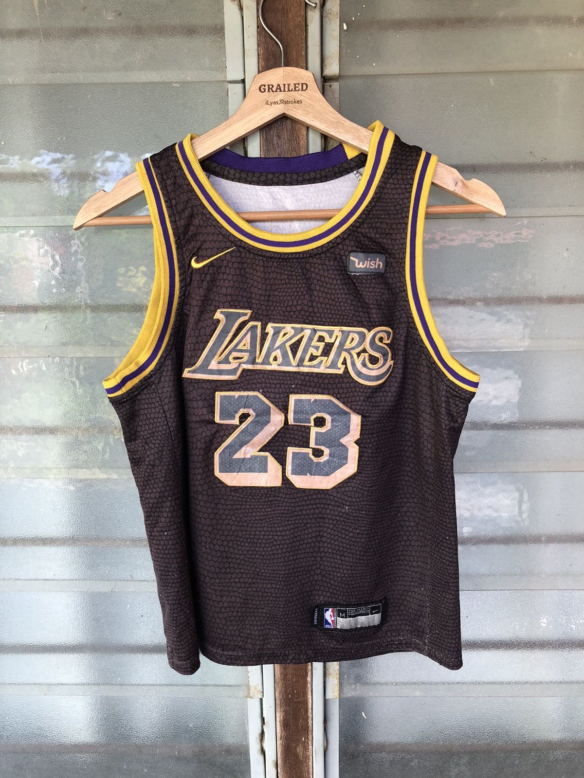 Nike Vintage Nike Lebron James LA Lakers #23 Jersey No Tee Size US M / EU 48-50 / 2 - 1 Thumbnail
