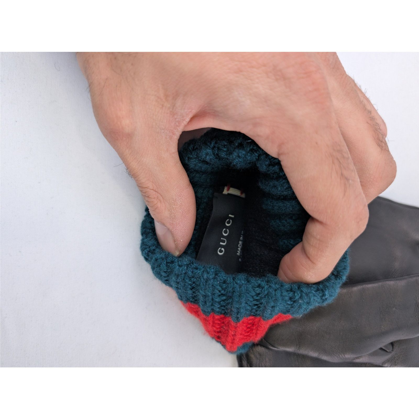 Gucci o1rshd1 Size: OS / Leather Ripped Cuff Gloves in Black Size ONE SIZE - 7 Thumbnail