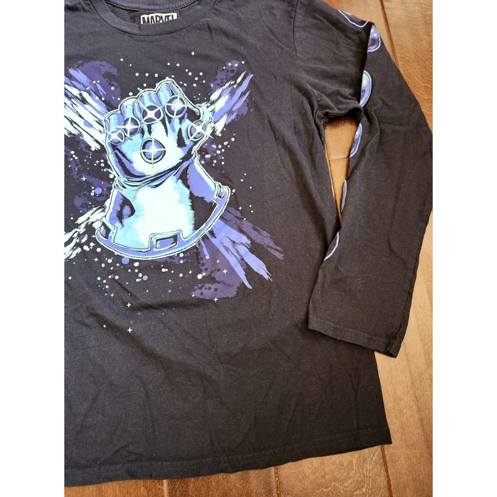 Vintage Lootwear Marvel Infinite Gauntlet Long Sleeve Shirt M Adult Black Cotton Regular Crew Neck Limited Edition Mens Shirt Size US M / EU 48-50 / 2 - 4 Thumbnail