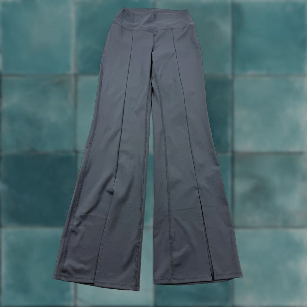 Vintage Yogalicious Leggings Womens Medium Gray Lux Mia Ankle Yoga Gym Pants Flare Size 32" / US 10 / IT 46 - 1 Thumbnail