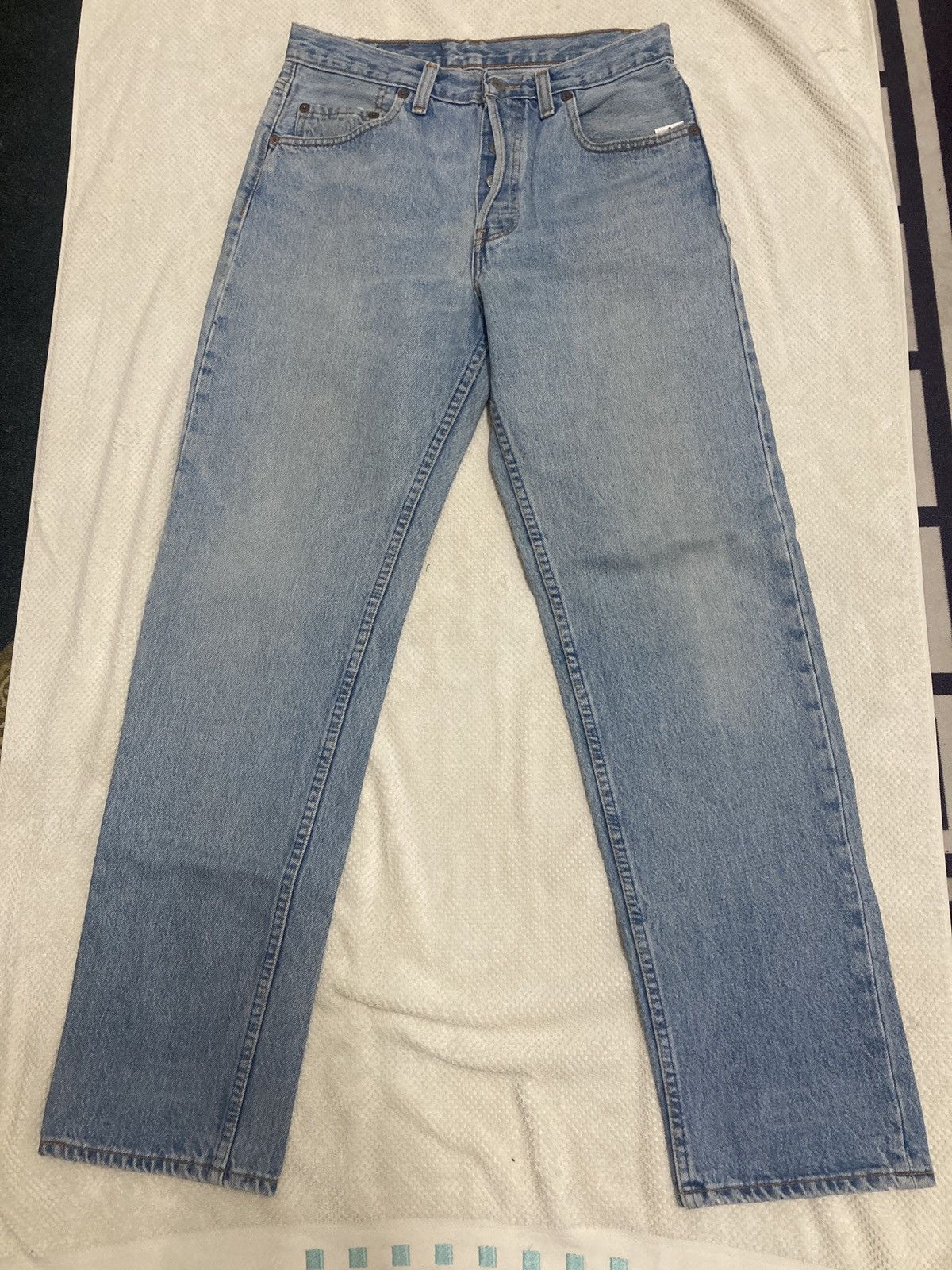 Levi's Vintage 90’s Levis 501 jeans Made in Canada for Men Size US 30 / EU 46 - 1 Thumbnail