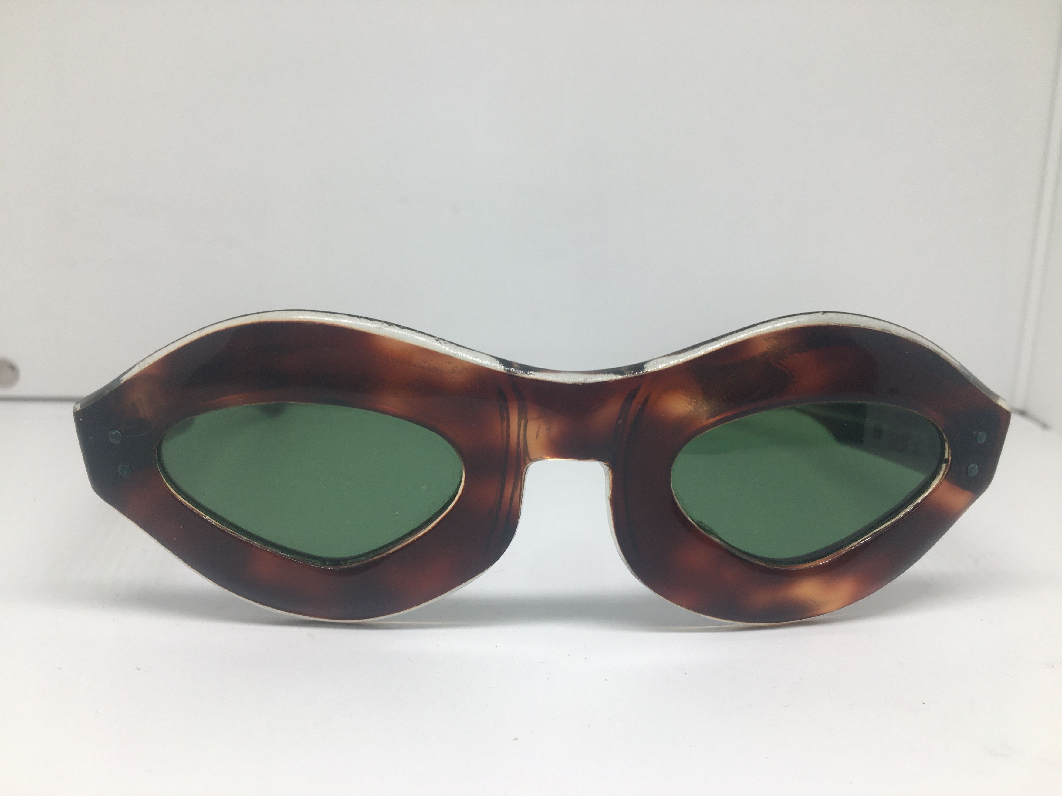 Vintage Vintage Tortoise Acetate Fait Main GREAT GATSBY Sunglasses Size ONE SIZE - 1 Thumbnail