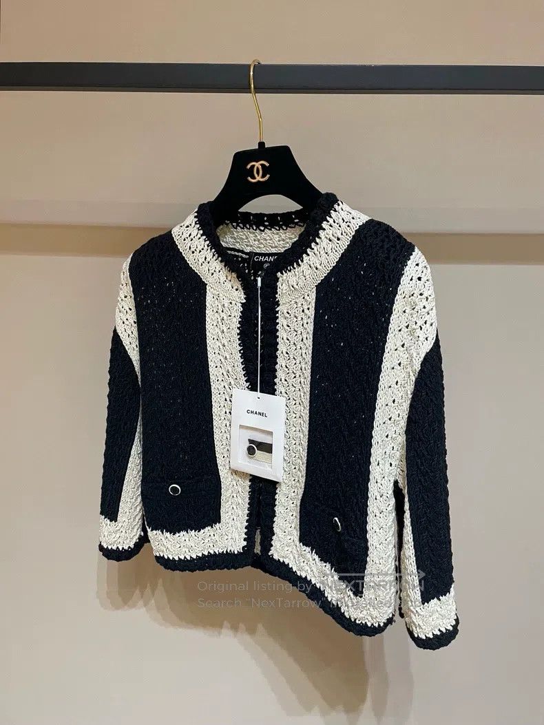 Chanel Chanel Early spring black and white knitted coat Size XXS / US 00 / IT 34 - 4 Thumbnail
