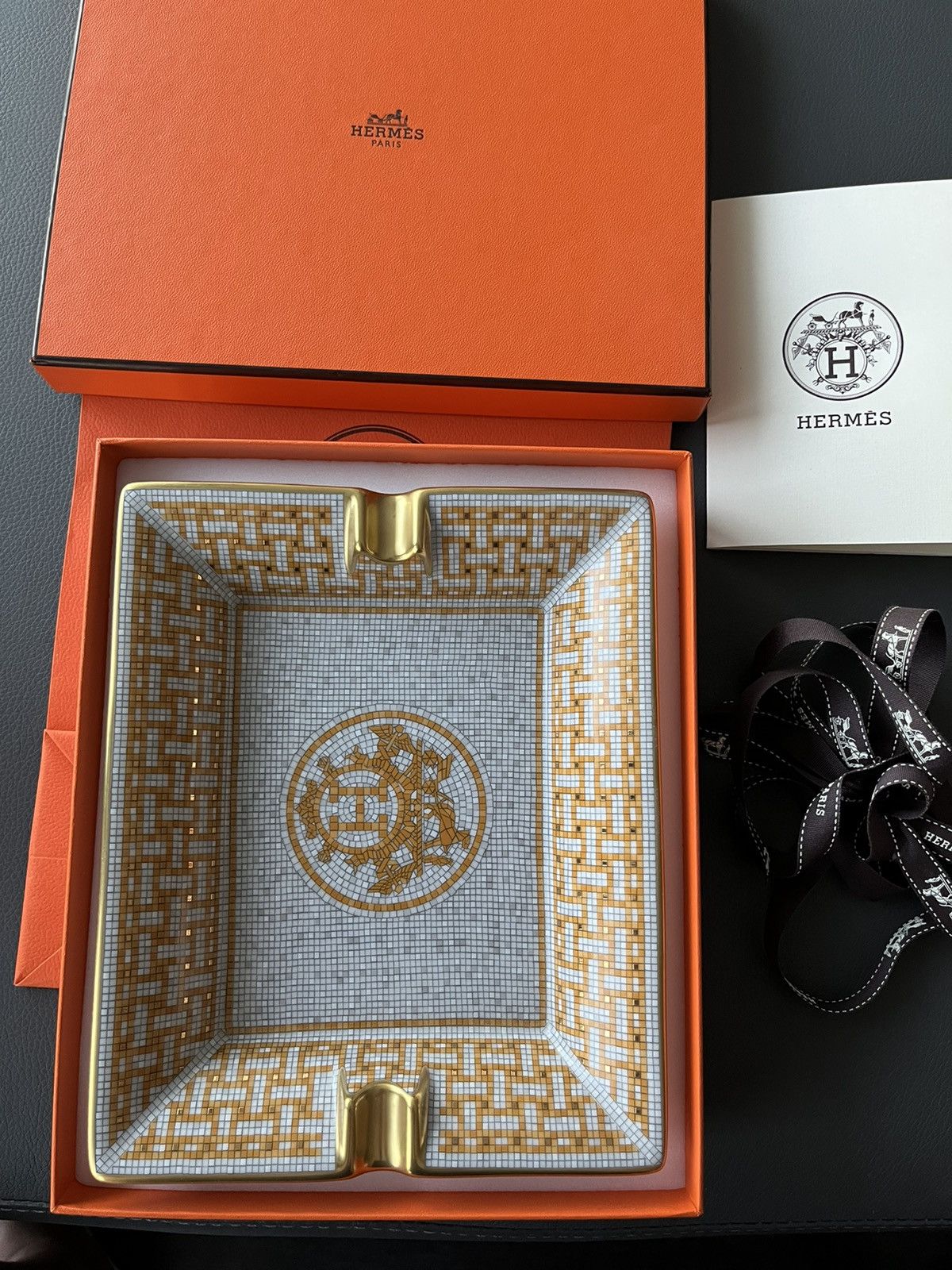 Hermes Rare Brand New Hermes H Logo Mosaique Au 24 Gold Ashtray Size ONE SIZE - 7 Thumbnail