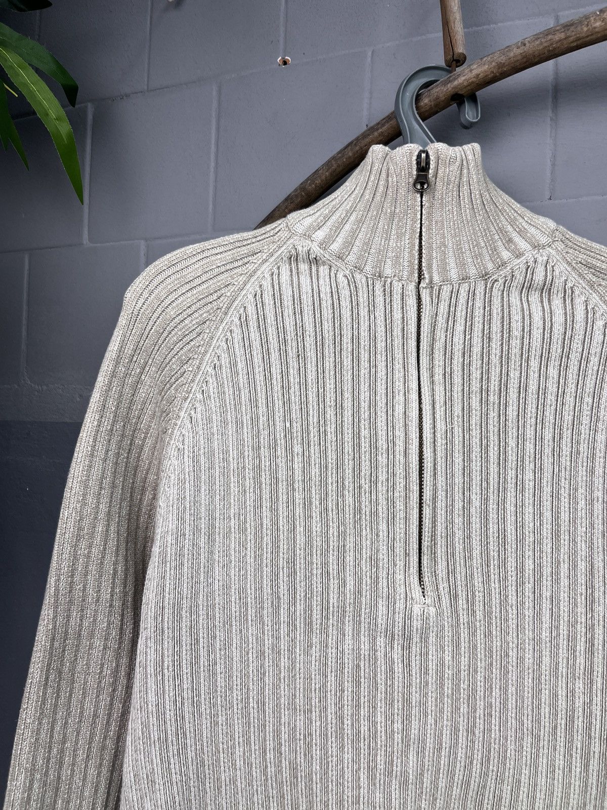 Designer MATINIQUE ARCHIVE MINIMALISTIC CREAM ZIP KNIT - 1655 Size US M / EU 48-50 / 2 - 3 Thumbnail
