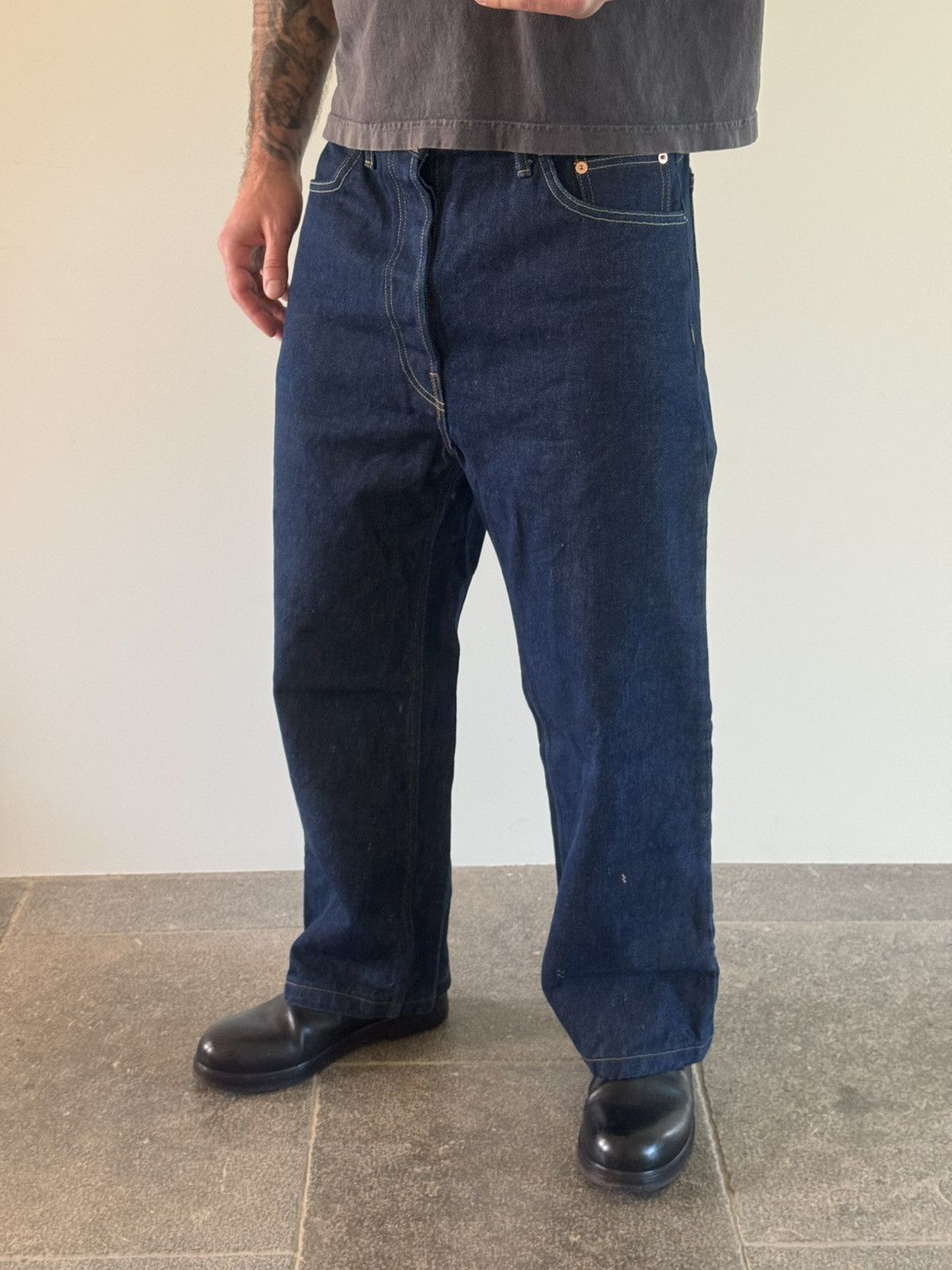 CARSON WACH Straight Leg Raw Indigo Denim Size US 32 / EU 48 - 1 Thumbnail