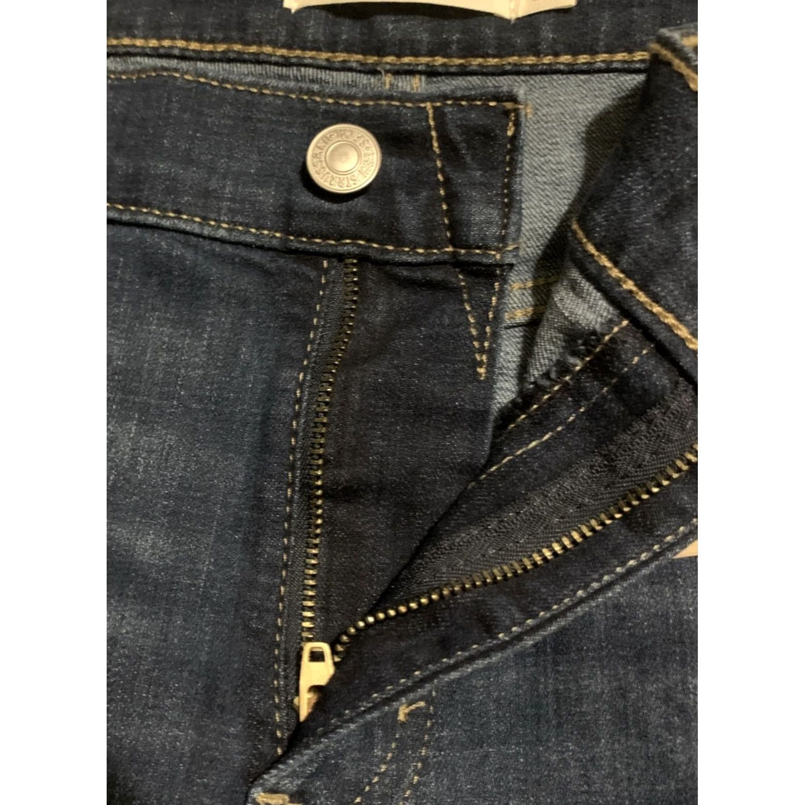 Levi's Levi's Jeans Boyfriend Regular 5-Pocket Denim Blue Mid Rise Womens Sz 10 30x27 NWT Distressed Size 32" / US 10 / IT 46 - 7 Thumbnail