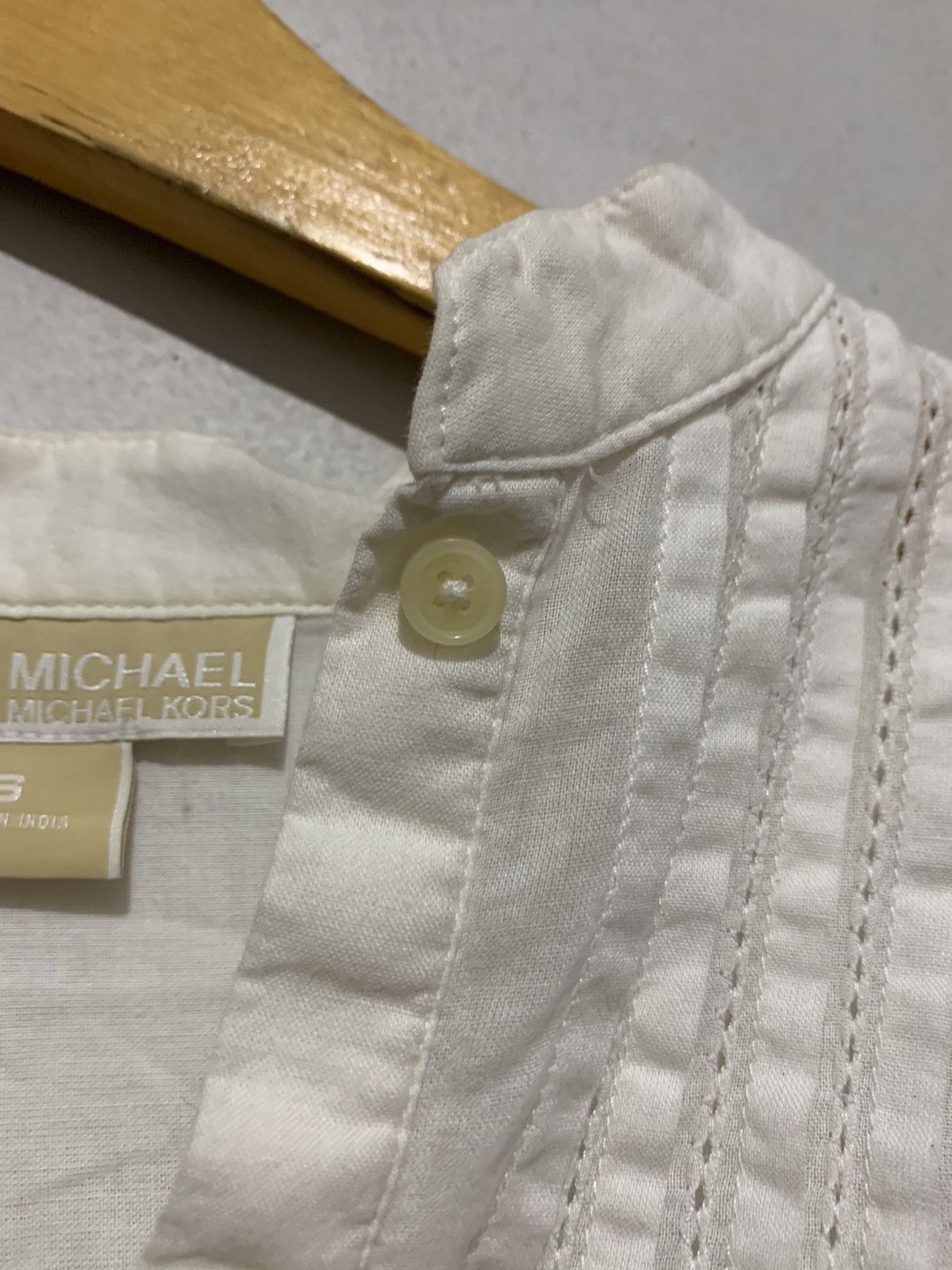 Michael Kors Michael Kors Dress Blouse White Made India Second Original M Size S / US 4 / IT 40 - 2 Thumbnail