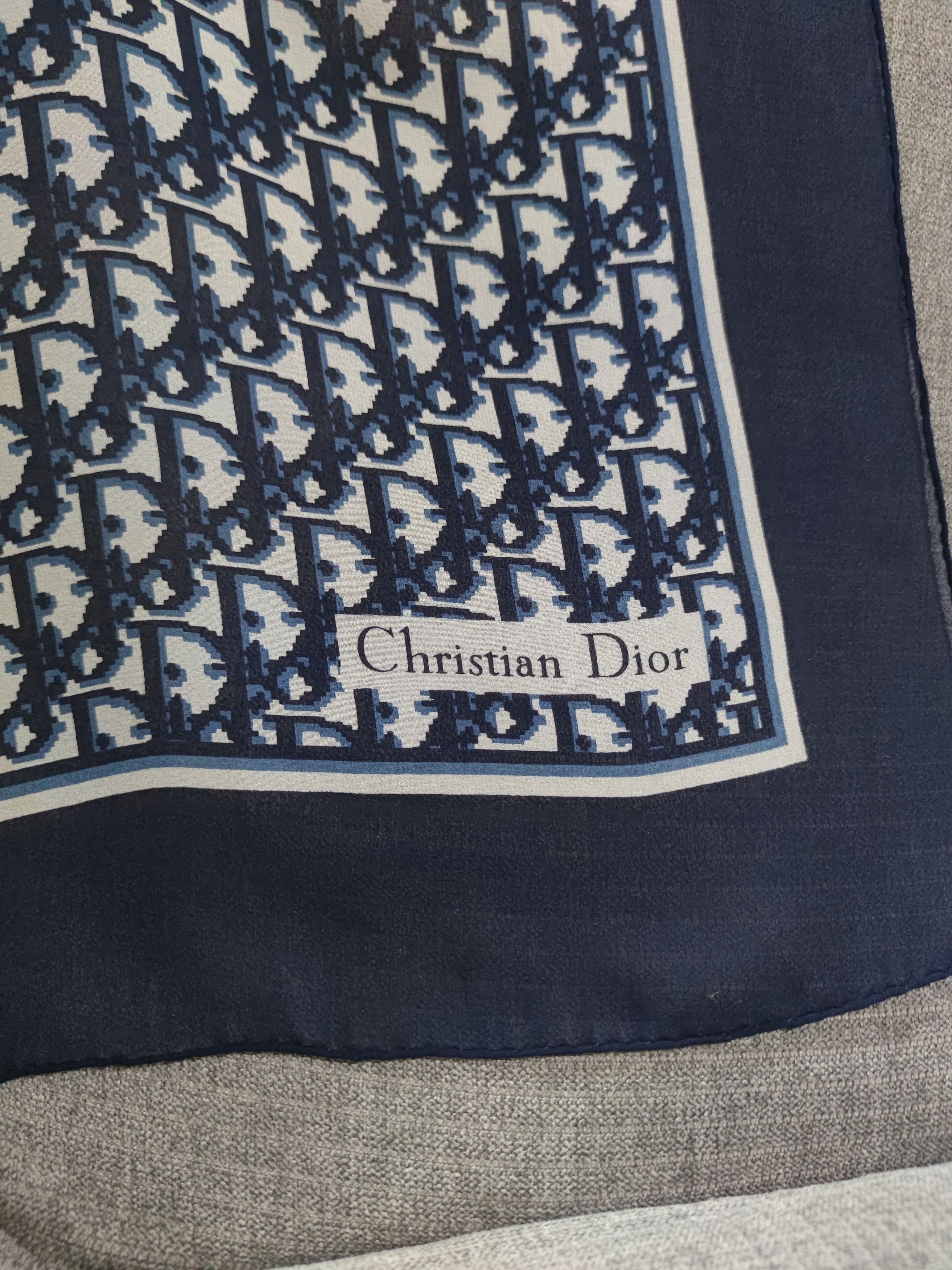 Dior Vintage Christian Dior Echarpes Monogram Silk Scarf Size ONE SIZE - 6 Thumbnail